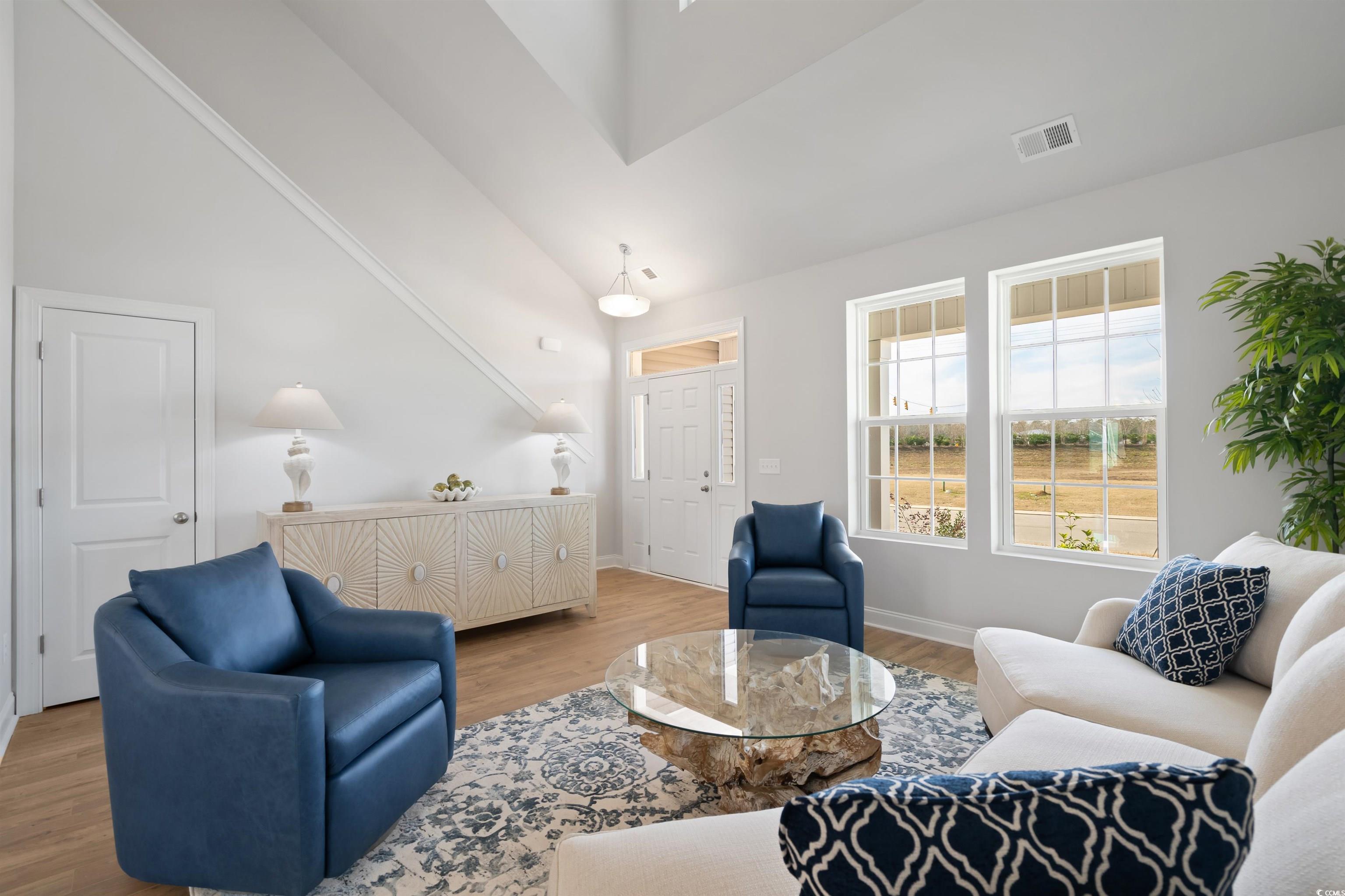 2469 Campton Loop Property Photo 7