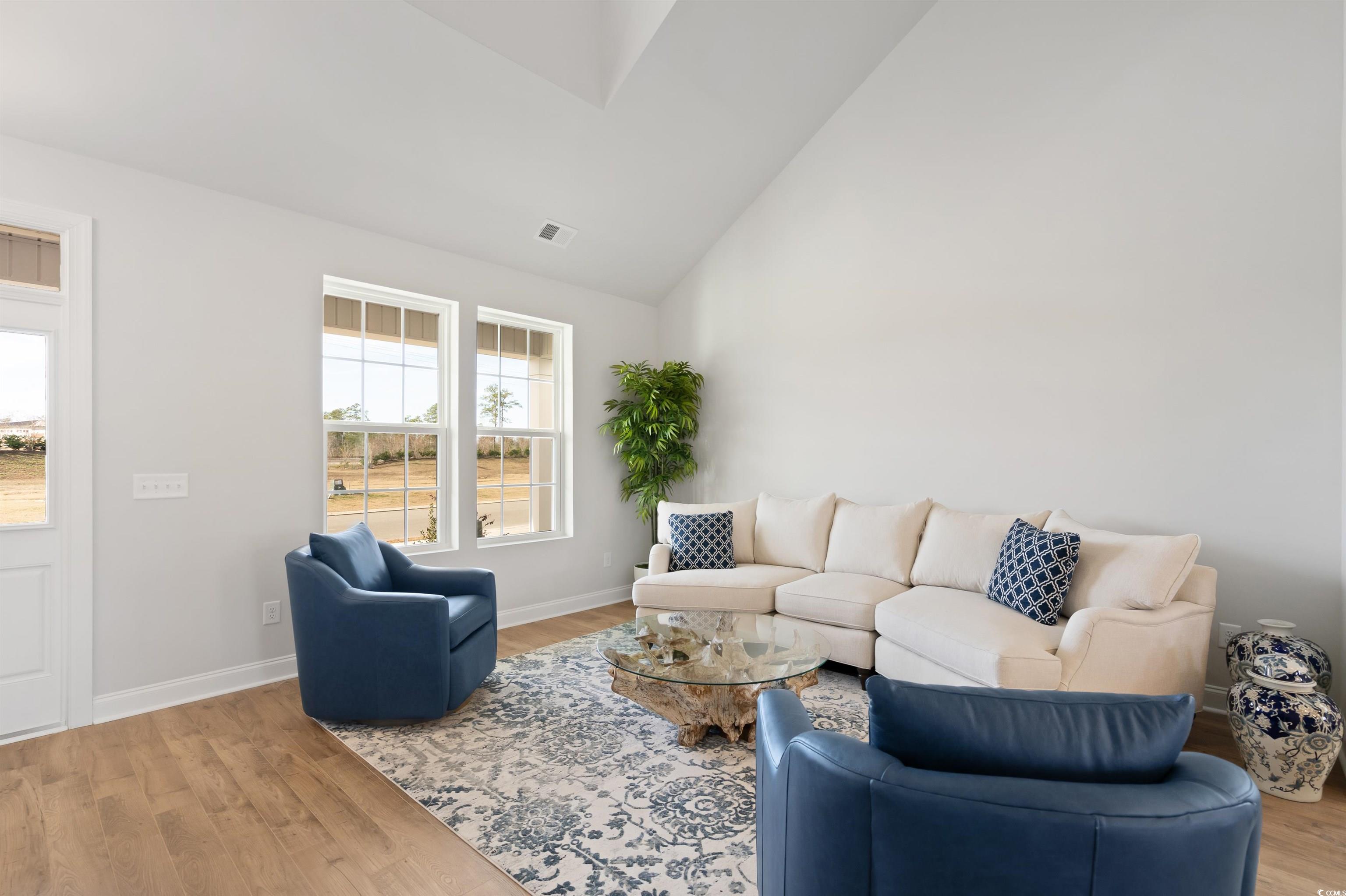2469 Campton Loop Property Photo 9