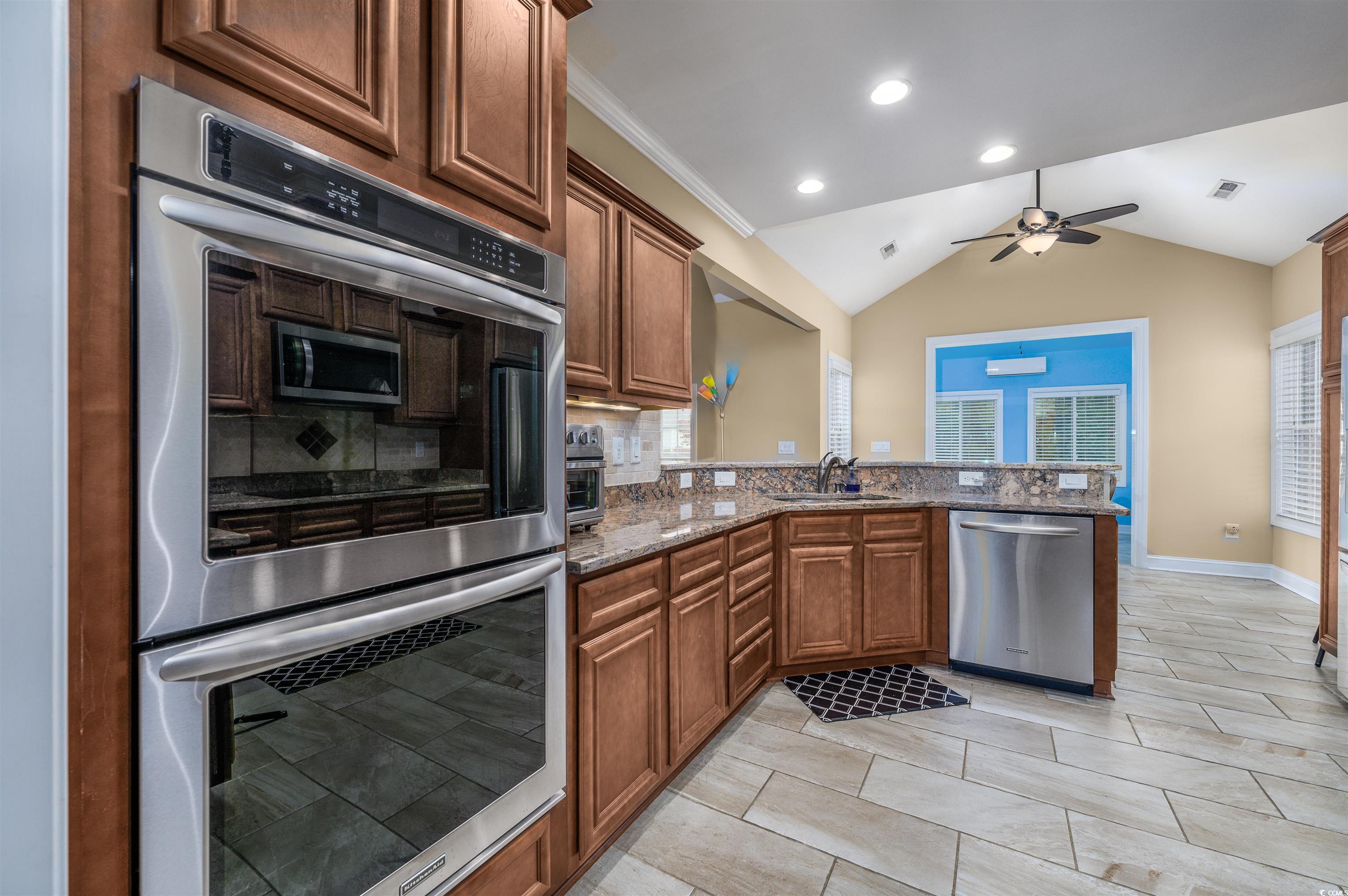 2207 Wood Stork Dr. Property Photo 11