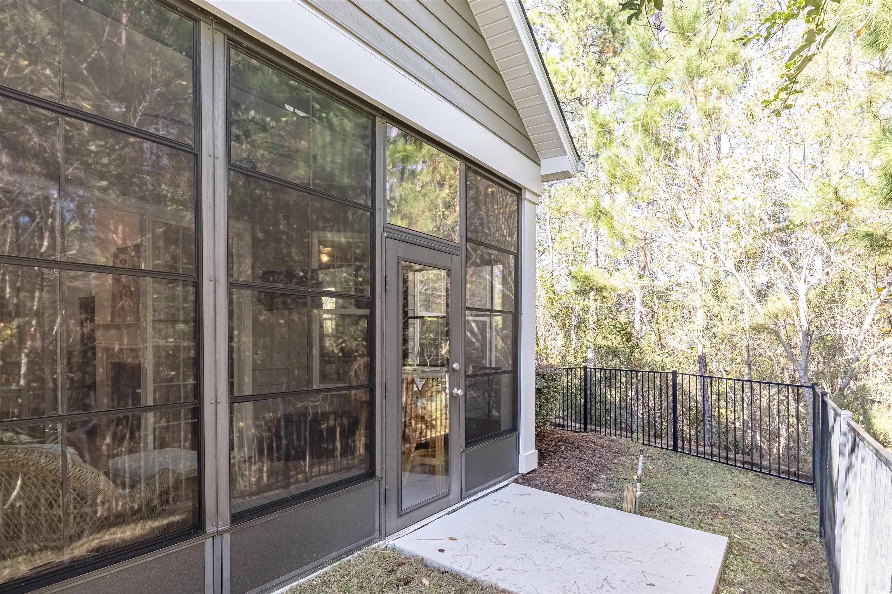138 Sugar Loaf Ln. Property Photo 33