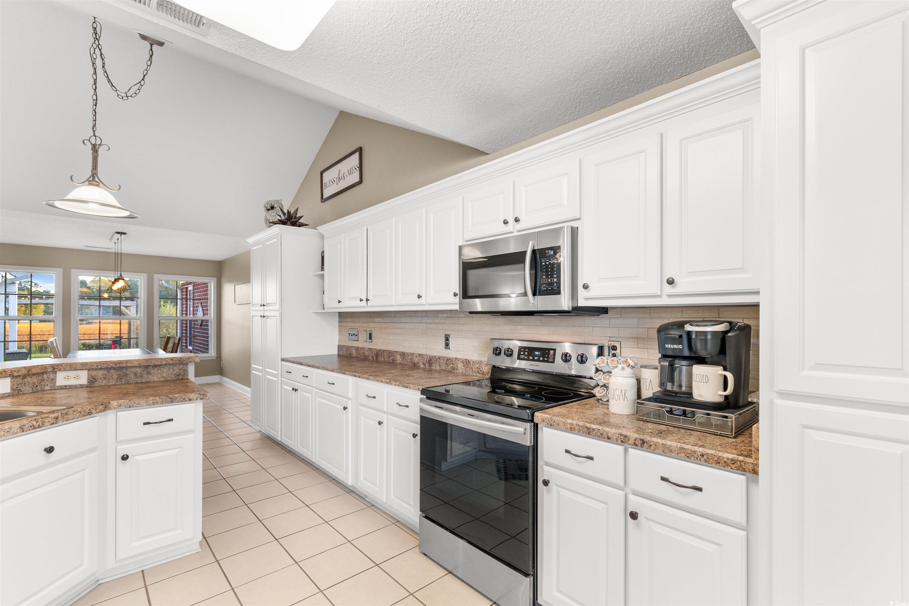 148 Highmeadow Ln. Property Photo 8