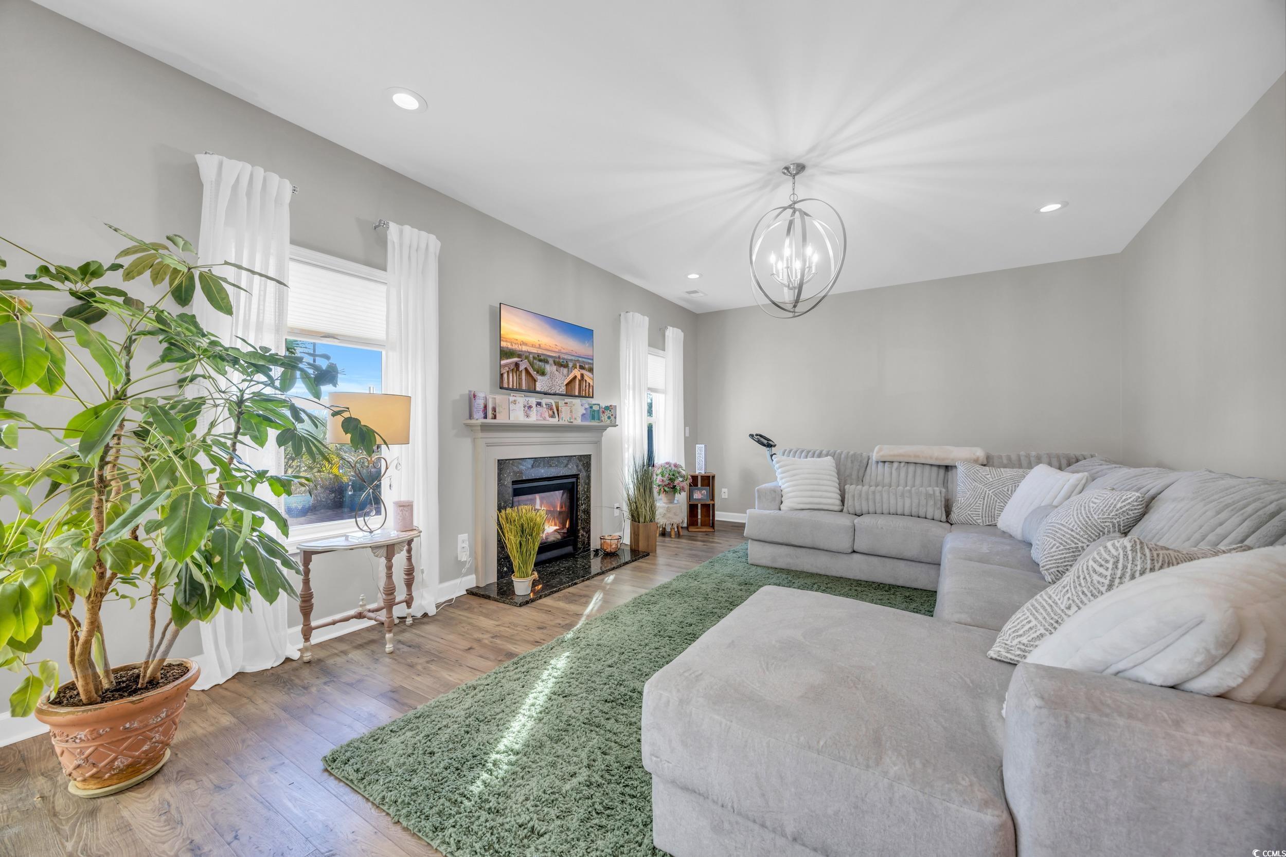 217 Astoria Park Loop Property Photo 8