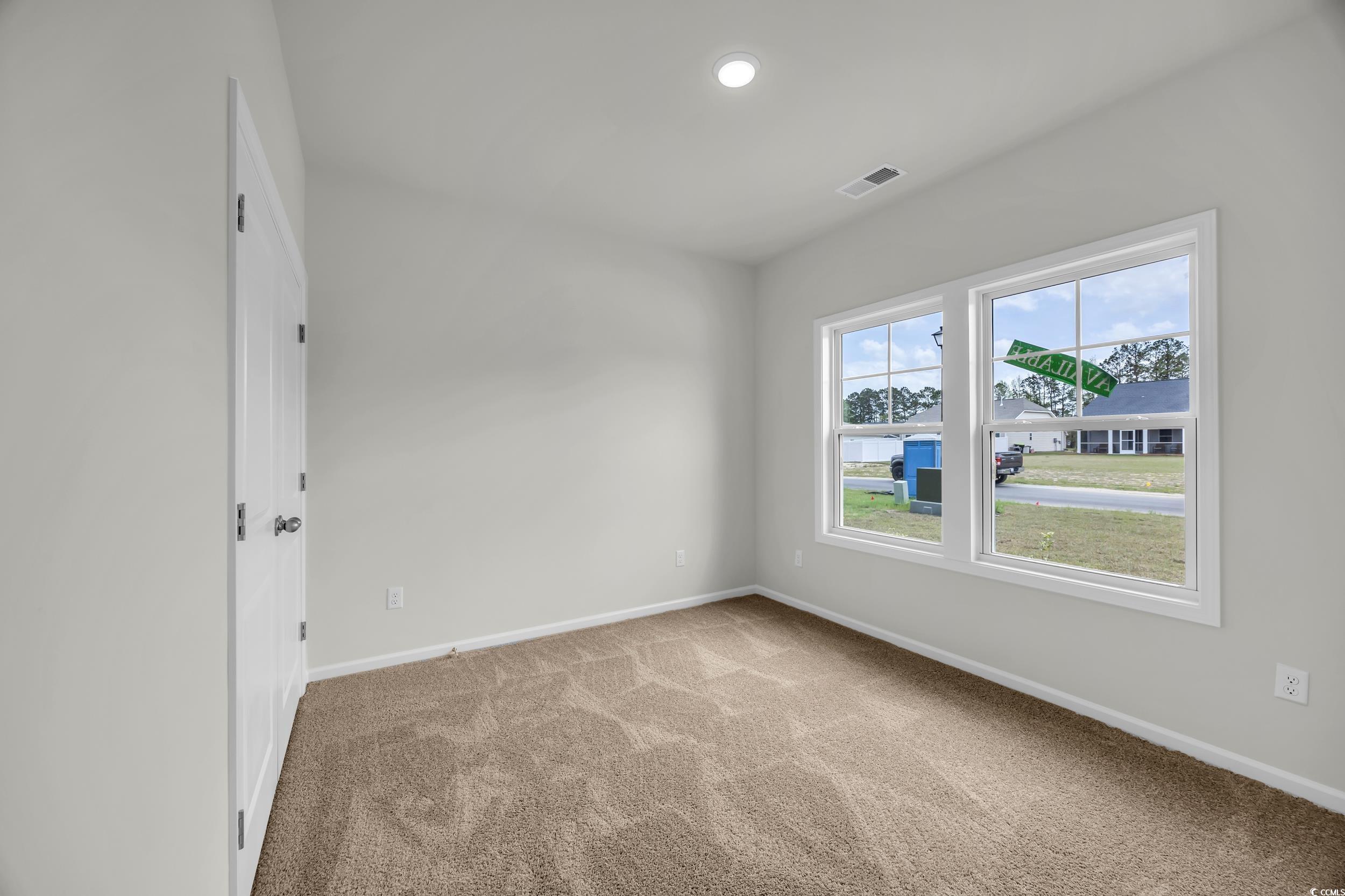 240 Palmetto Sand Loop Property Photo 8