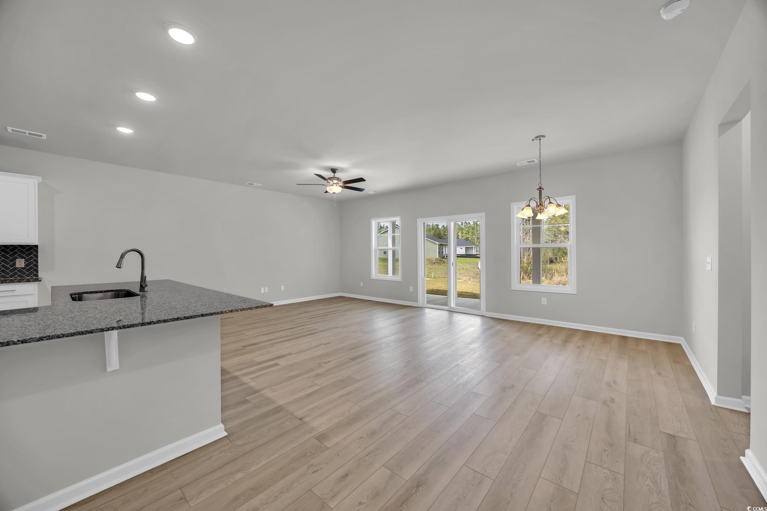 240 Palmetto Sand Loop Property Photo 16