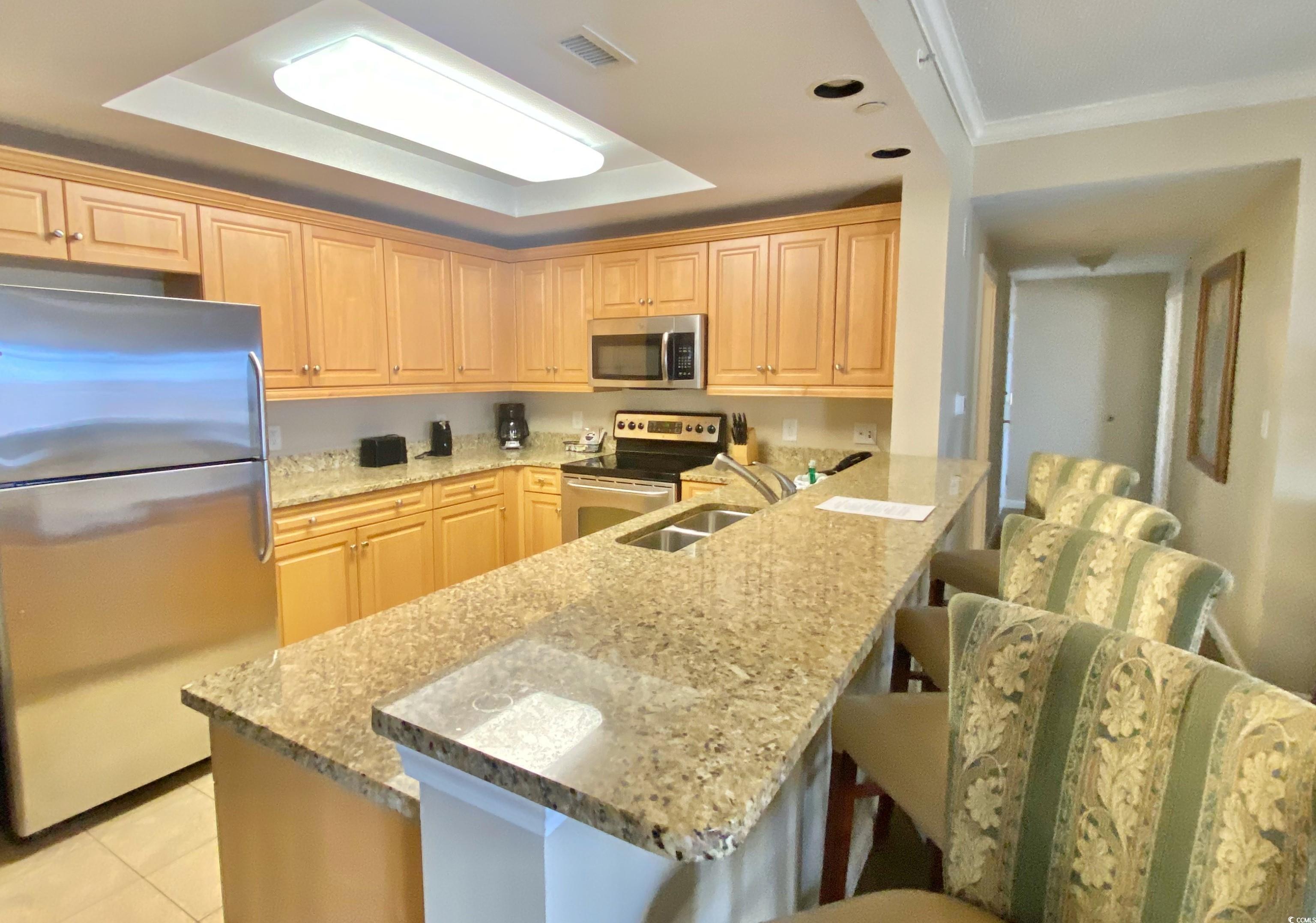 9994 Beach Club Dr. Property Photo 8
