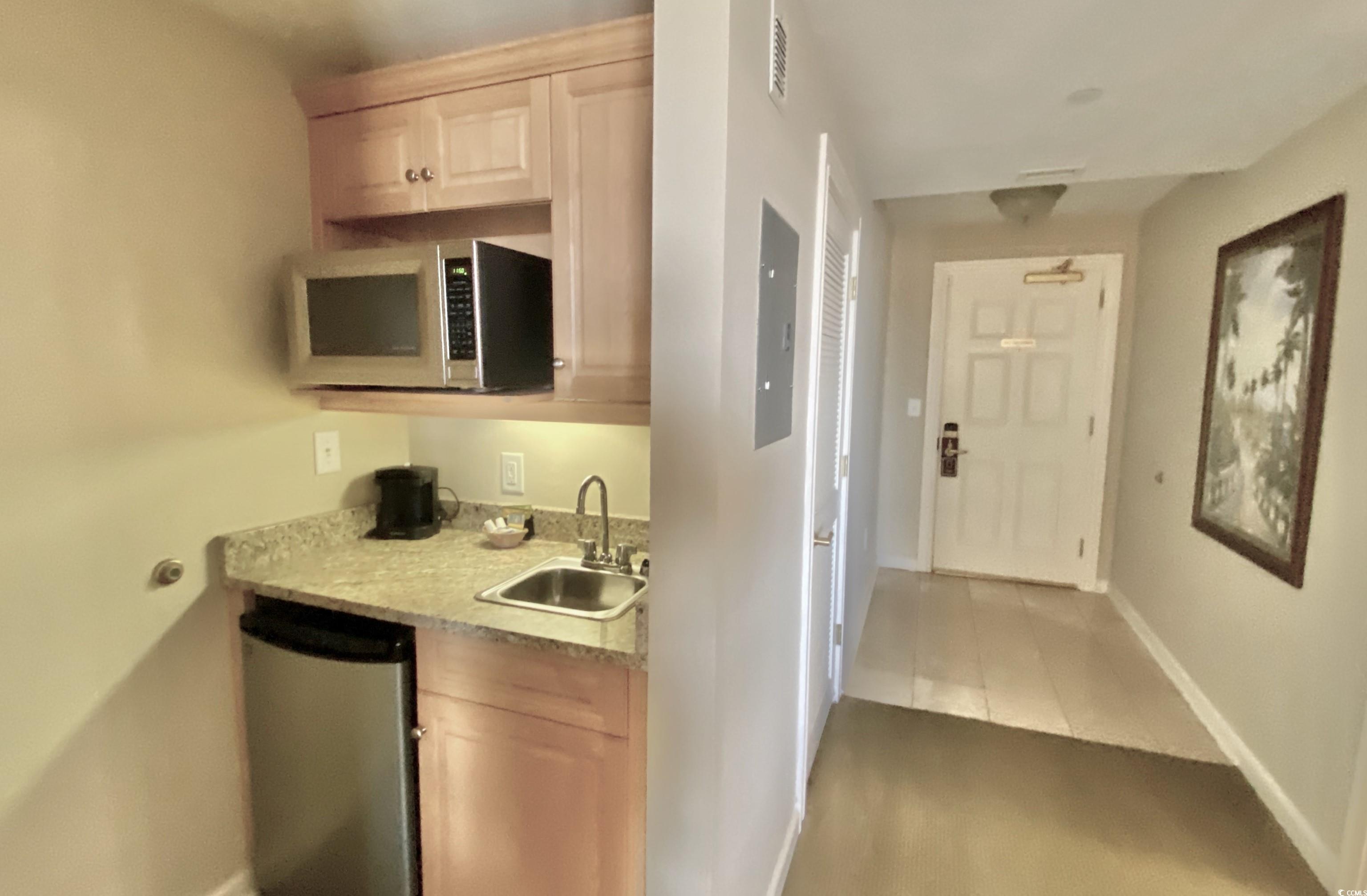 9994 Beach Club Dr. Property Photo 18