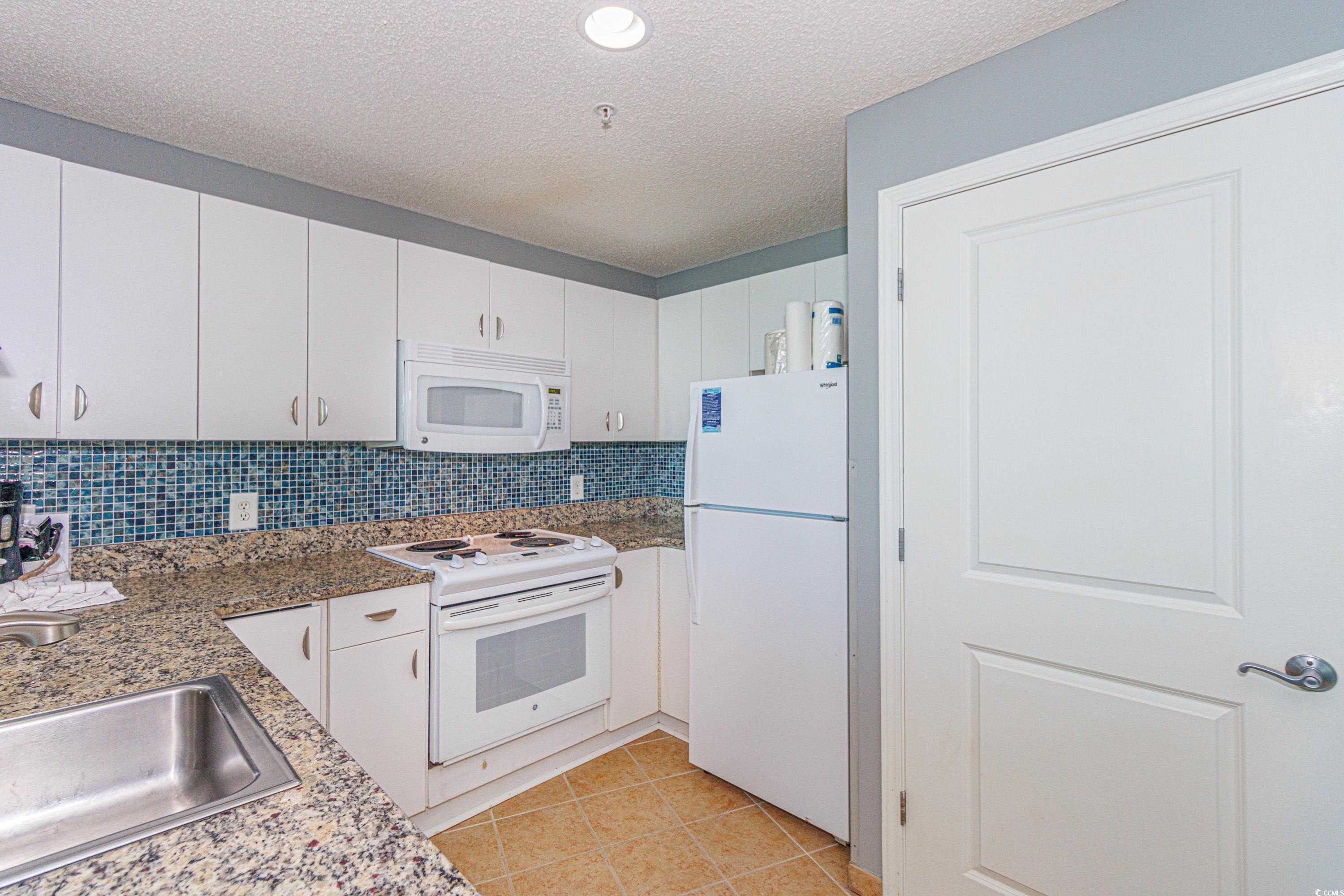 300 N Ocean Blvd. Property Photo 17