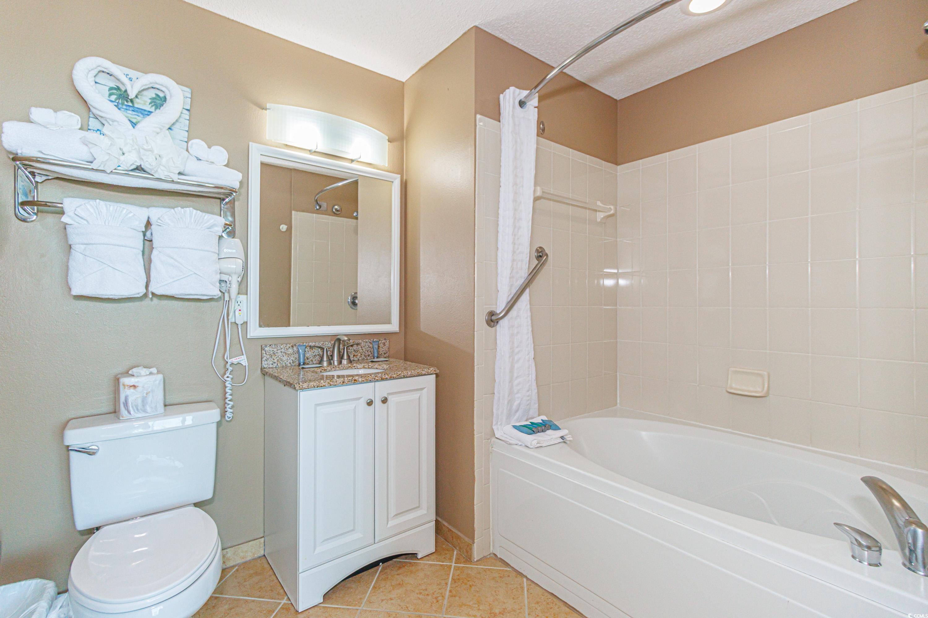 300 N Ocean Blvd. Property Photo 27