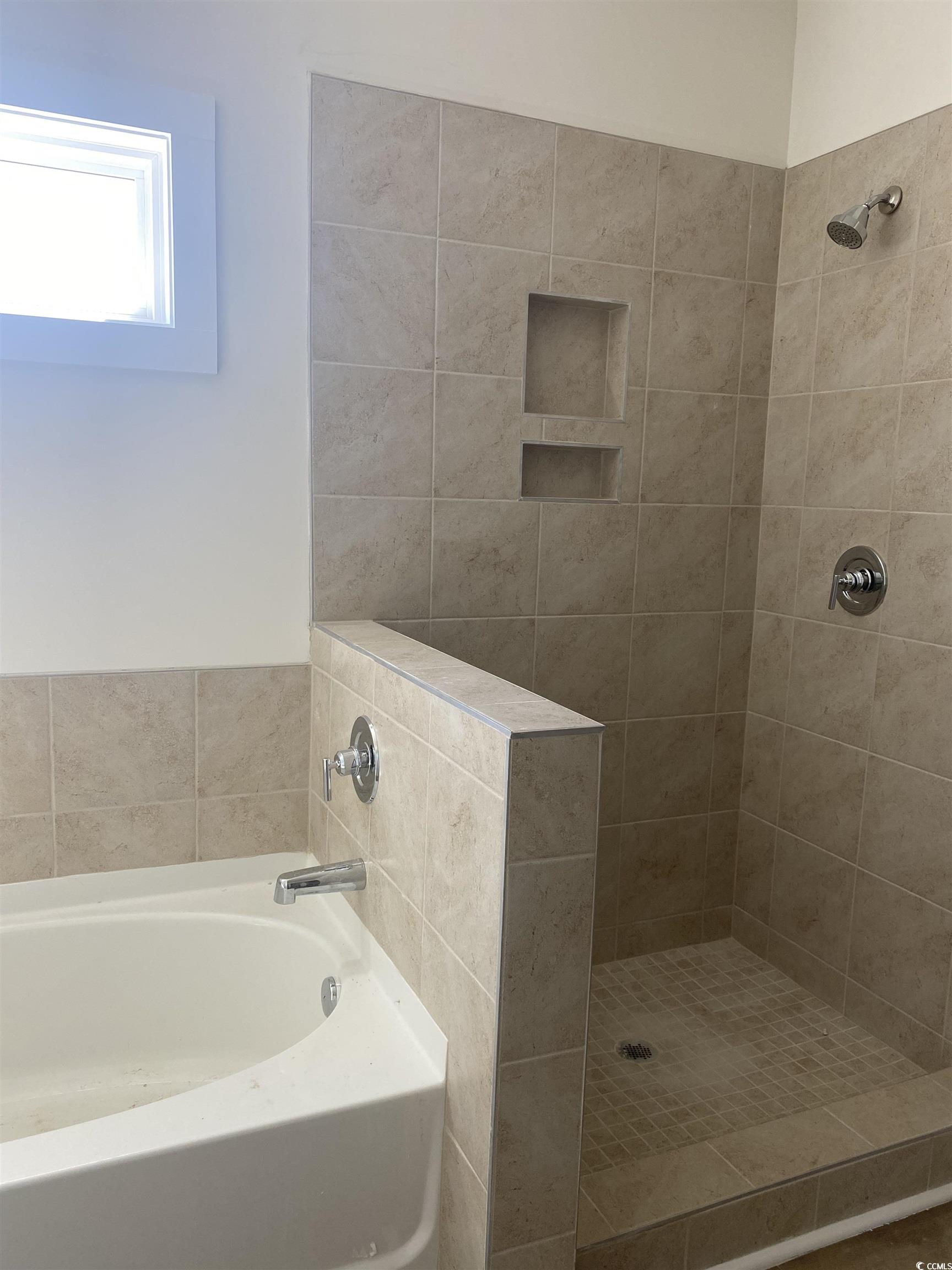 415 White Willow Way Property Photo 5