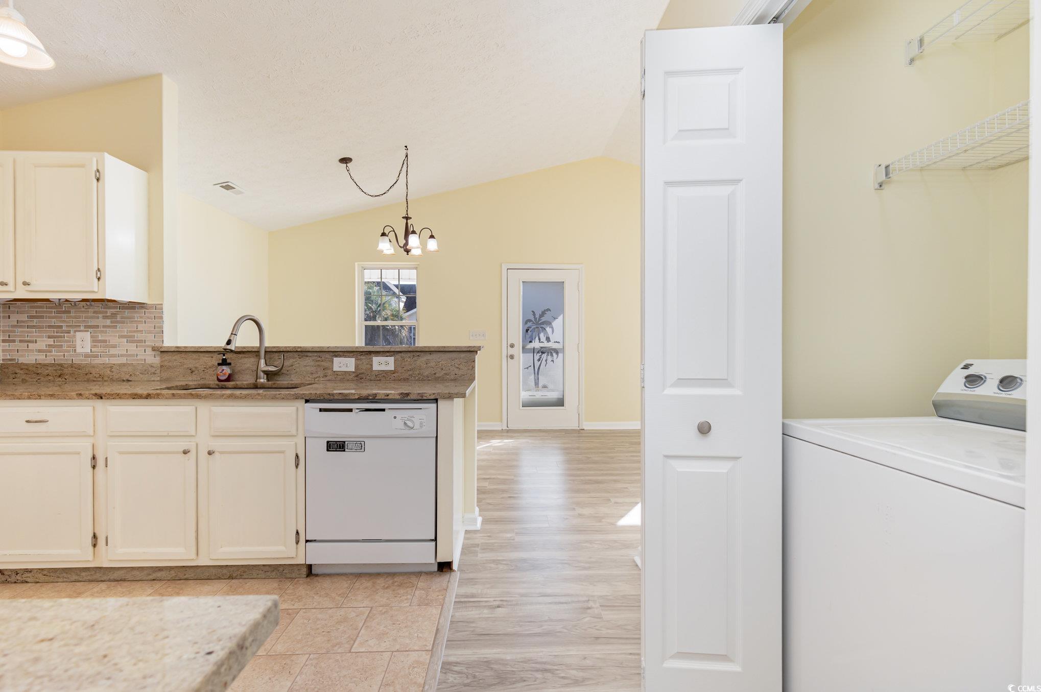 9649 Bradford Ln. Property Photo 15