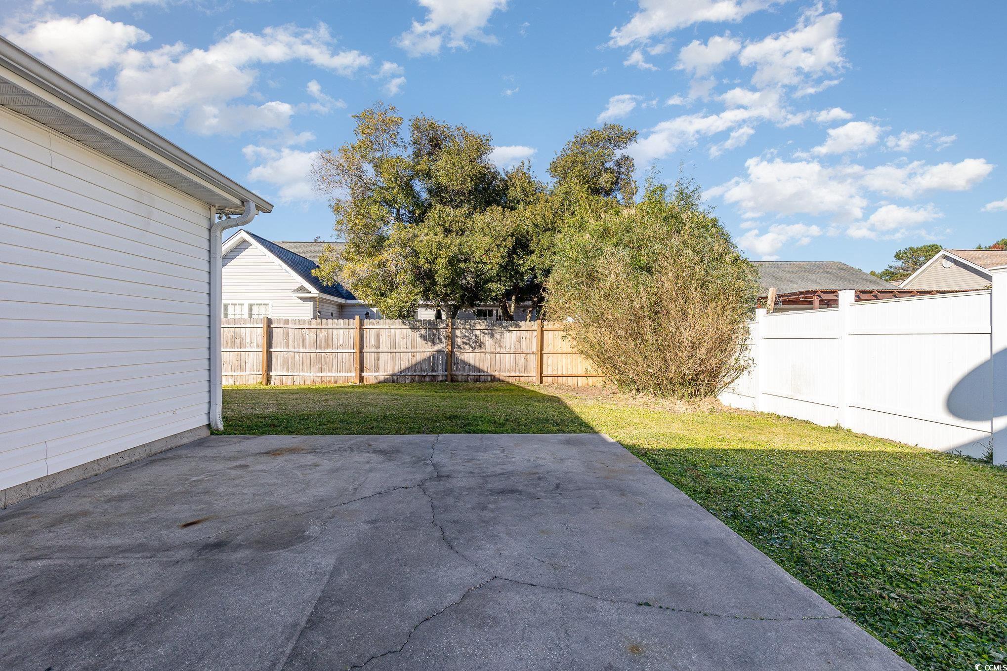 9649 Bradford Ln. Property Photo 28