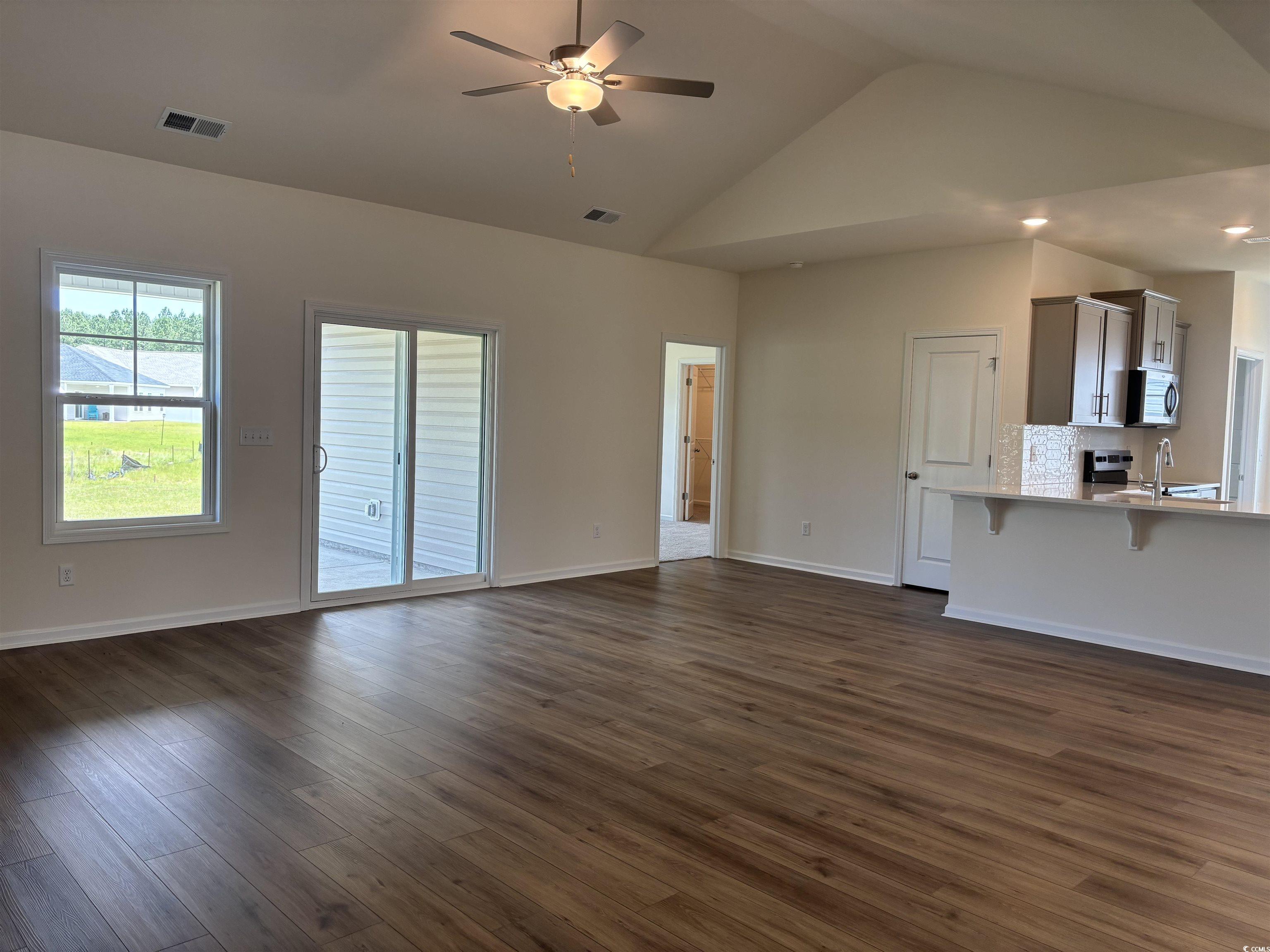 323 Palmetto Sand Loop Property Photo 19