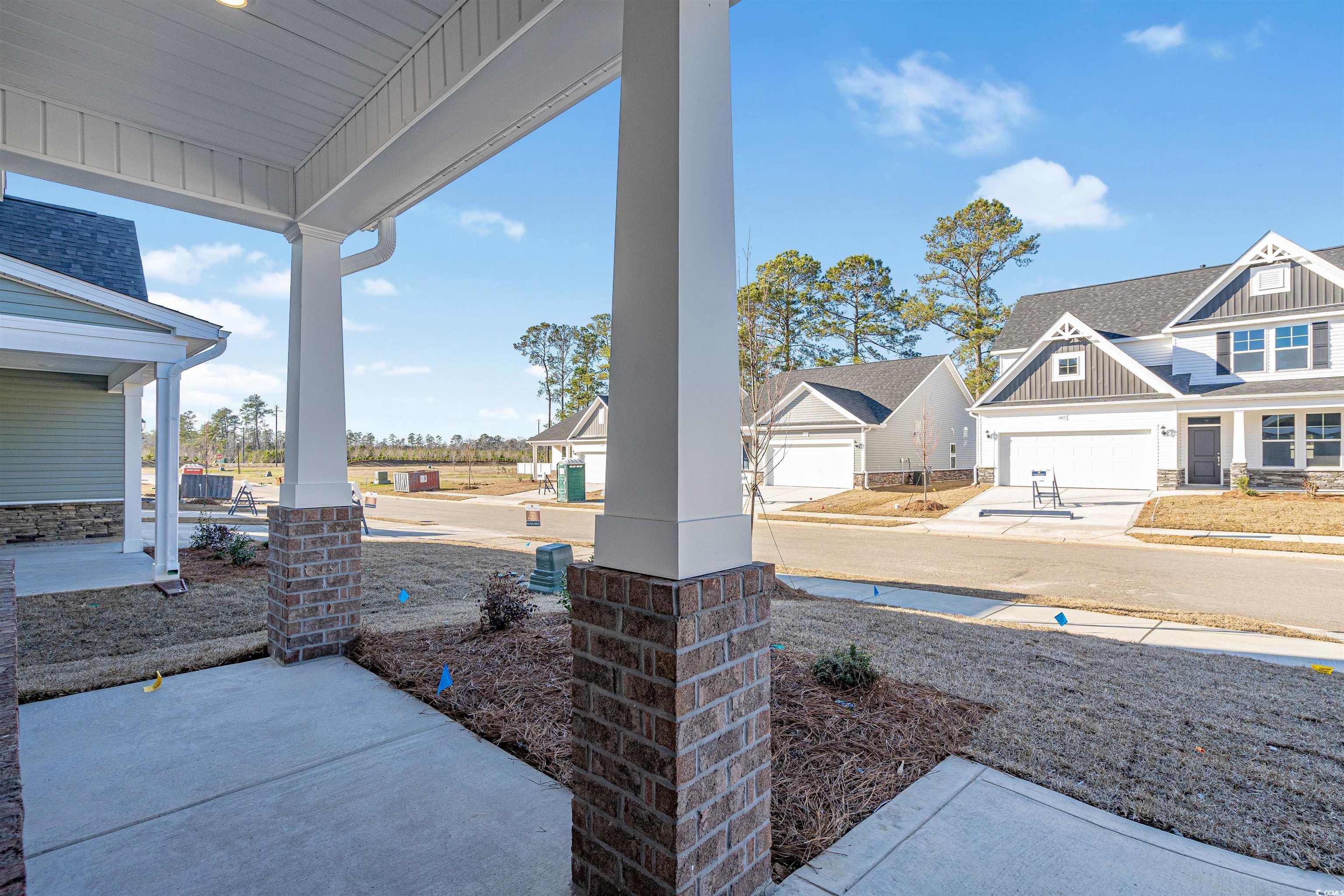 2472 Campton Loop Property Photo 3