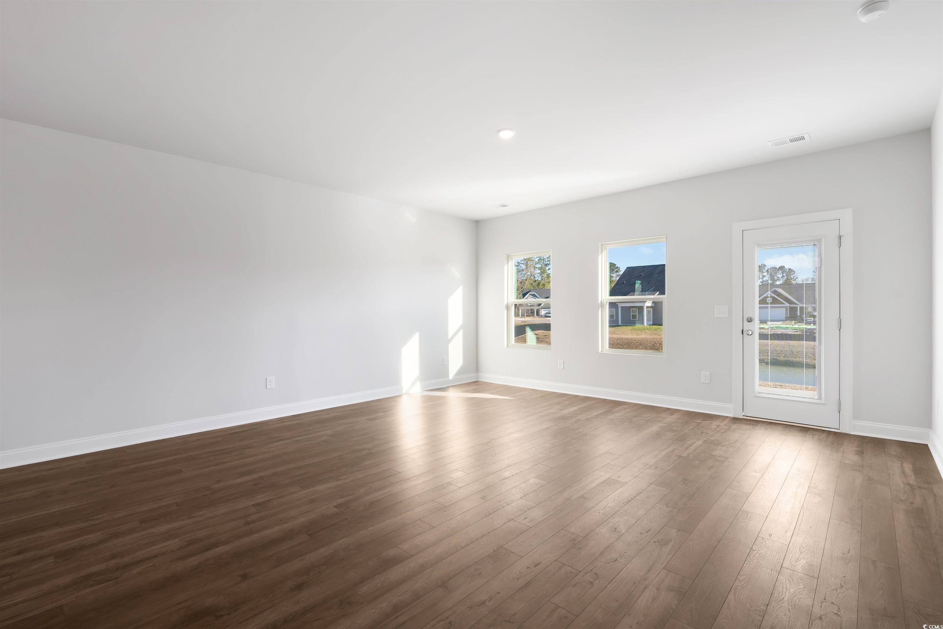 2472 Campton Loop Property Photo 14