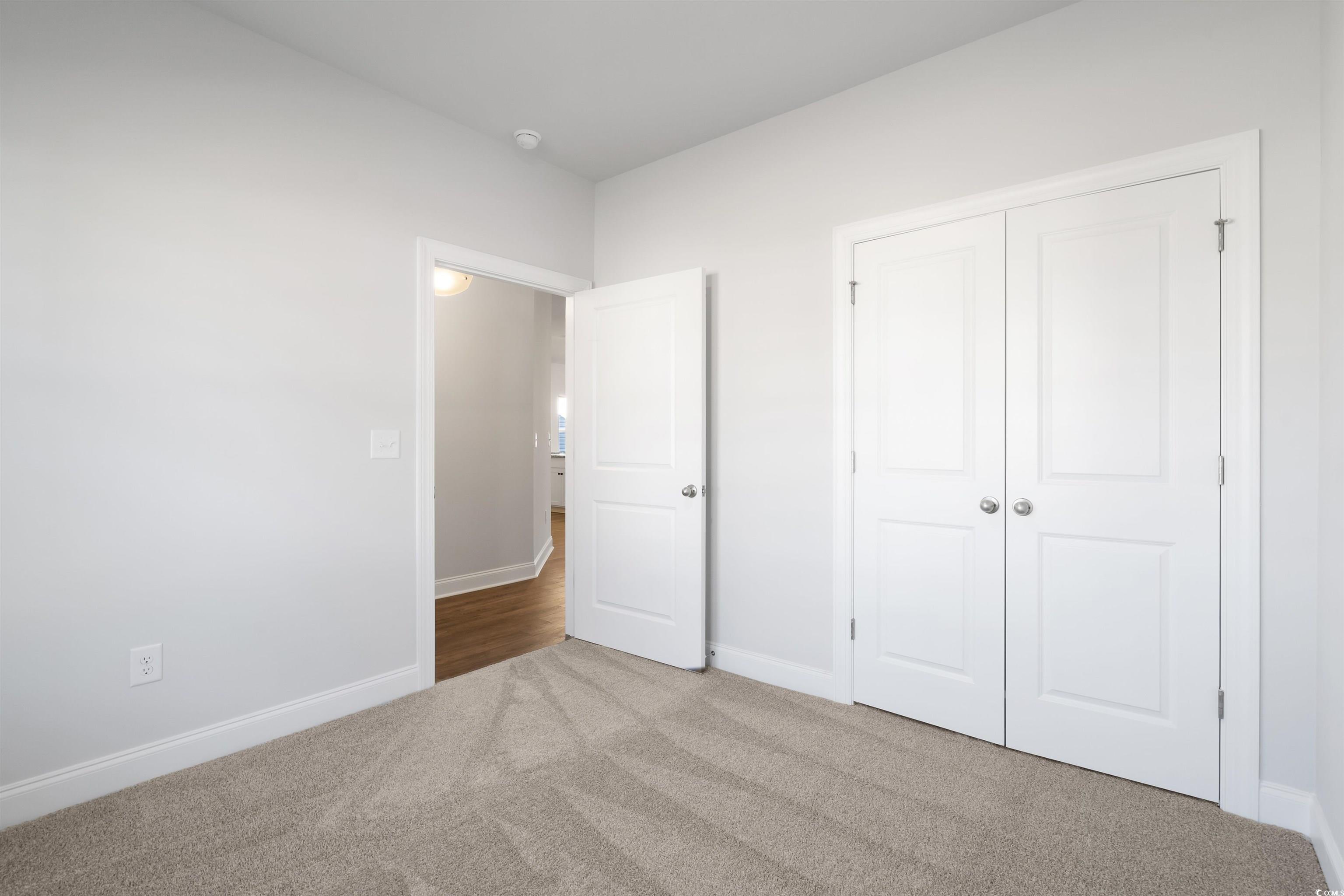 2472 Campton Loop Property Photo 24