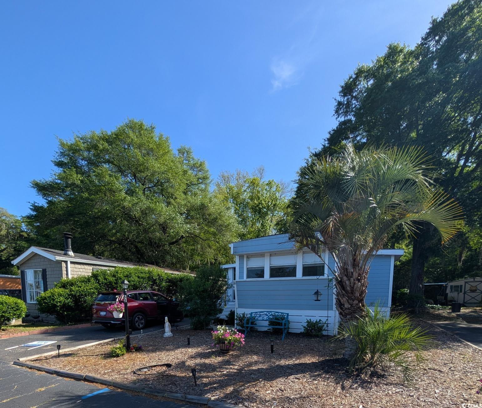 63 Saxon Ct. Property Photo