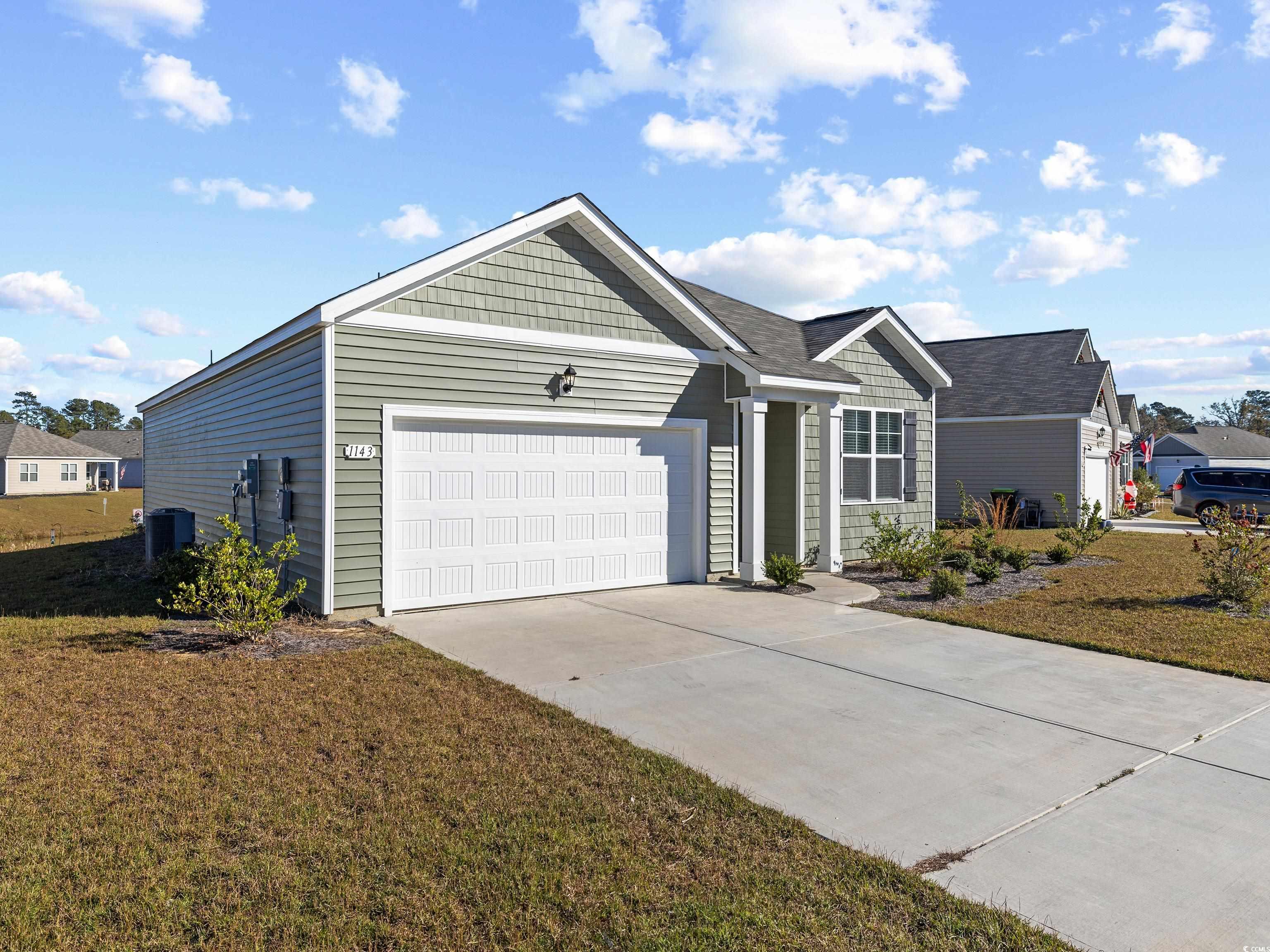 1143 Sennema Circle Property Photo 2