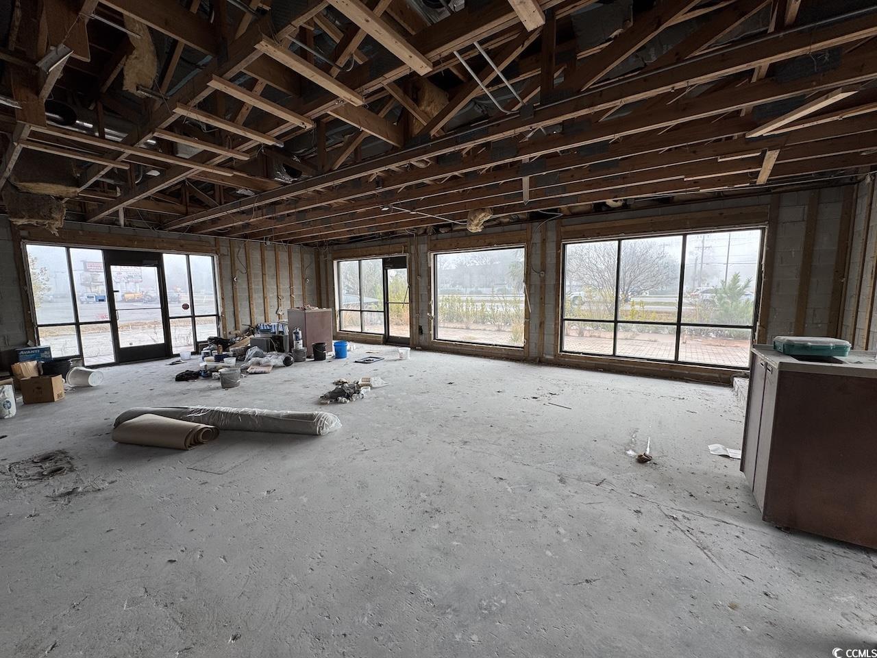 1734 N Highway 17 Property Photo 5