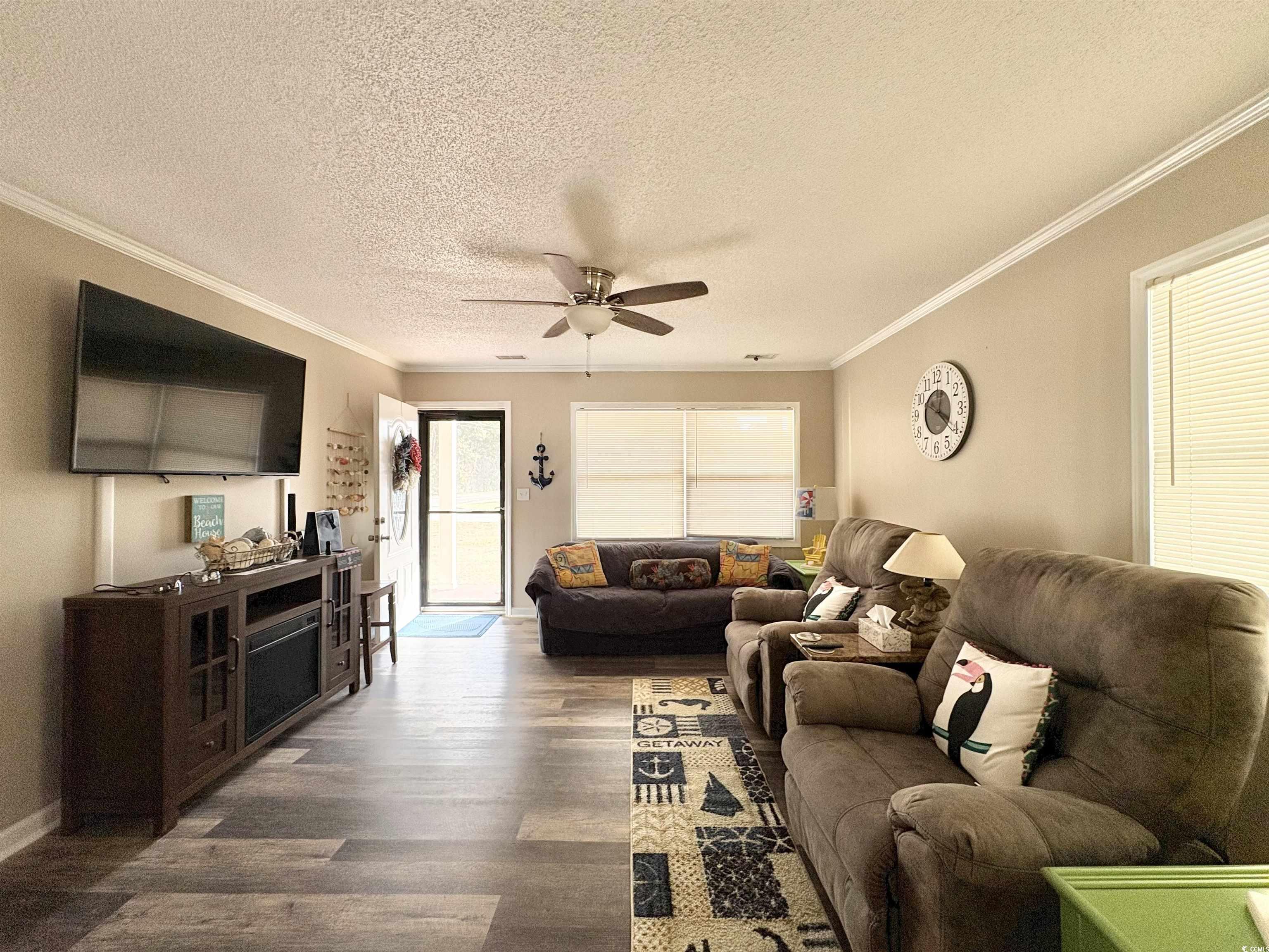 100 Dorman Circle Property Photo 3