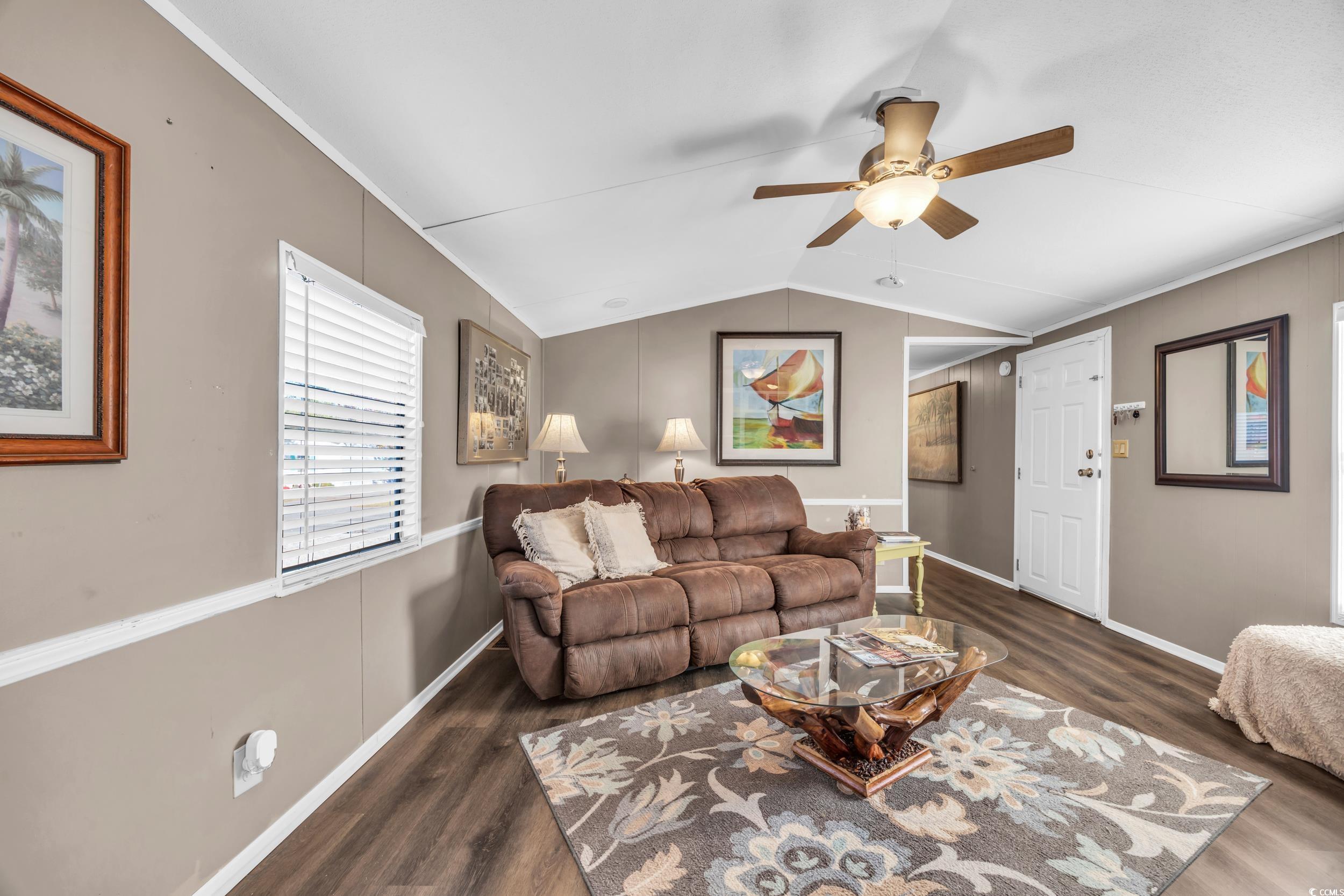 1017 Foxfire Dr. Property Photo 5