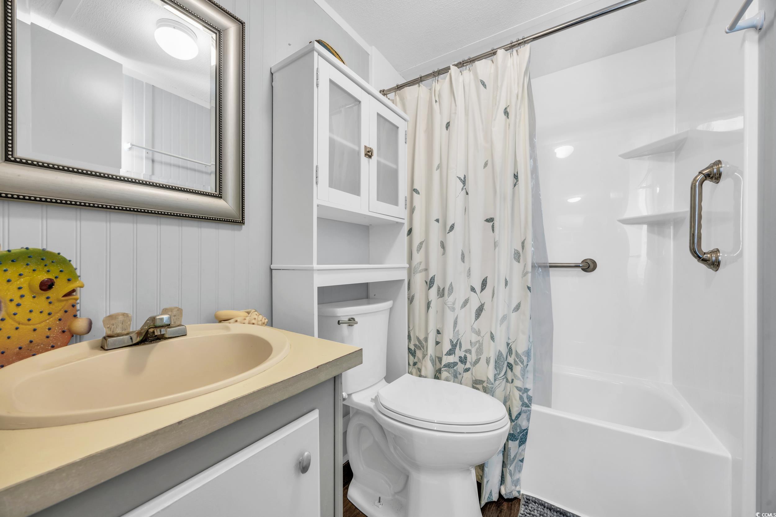 1017 Foxfire Dr. Property Photo 13