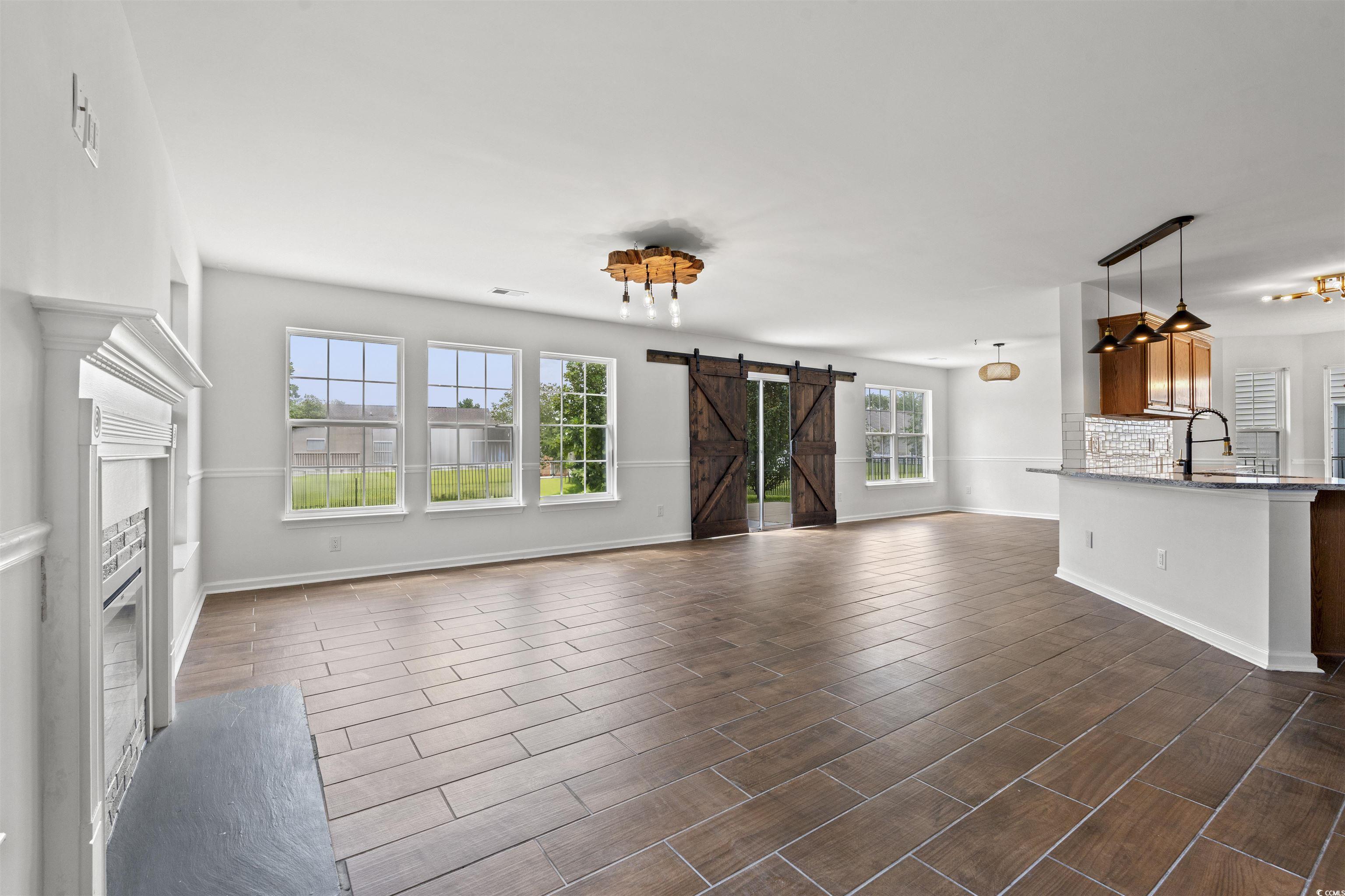 2053 Haystack Way Property Photo 3