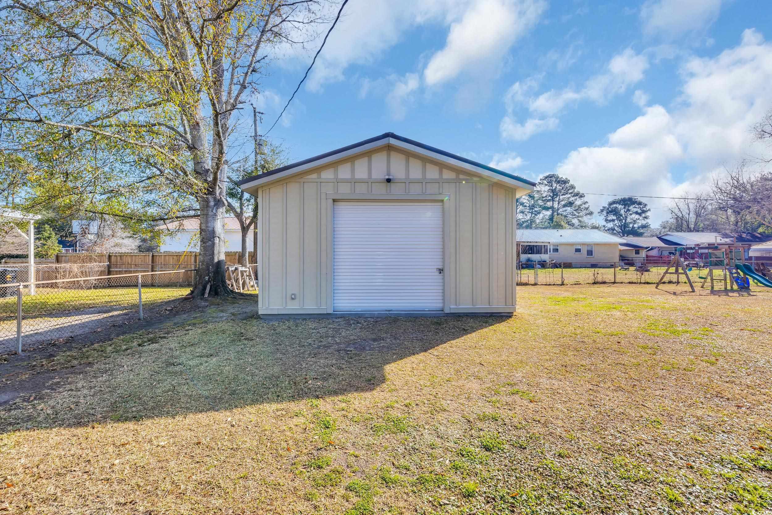 1768 Jasper St. Property Photo 29