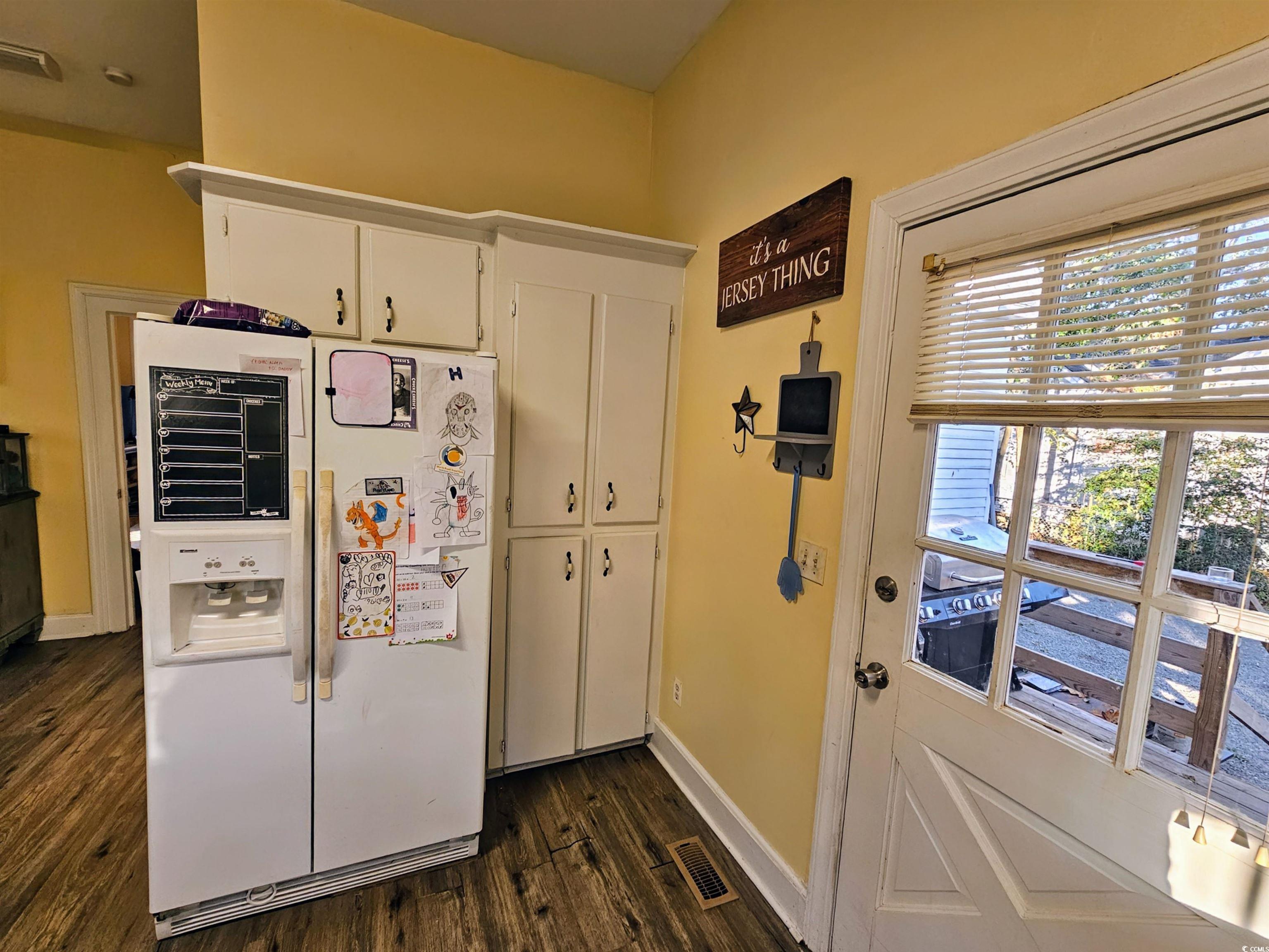306 E Godbold St. Property Photo 25