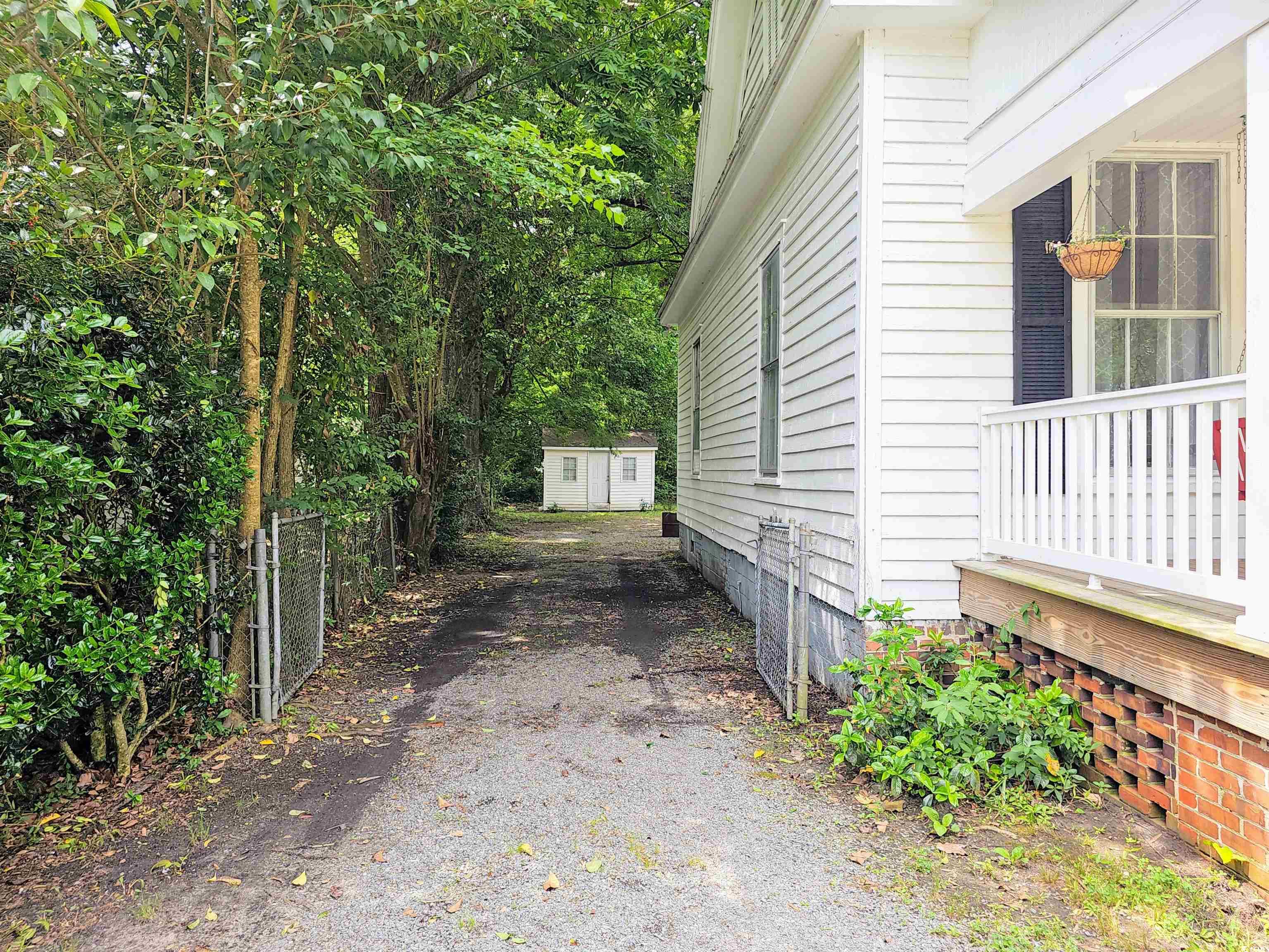 306 E Godbold St. Property Photo 39