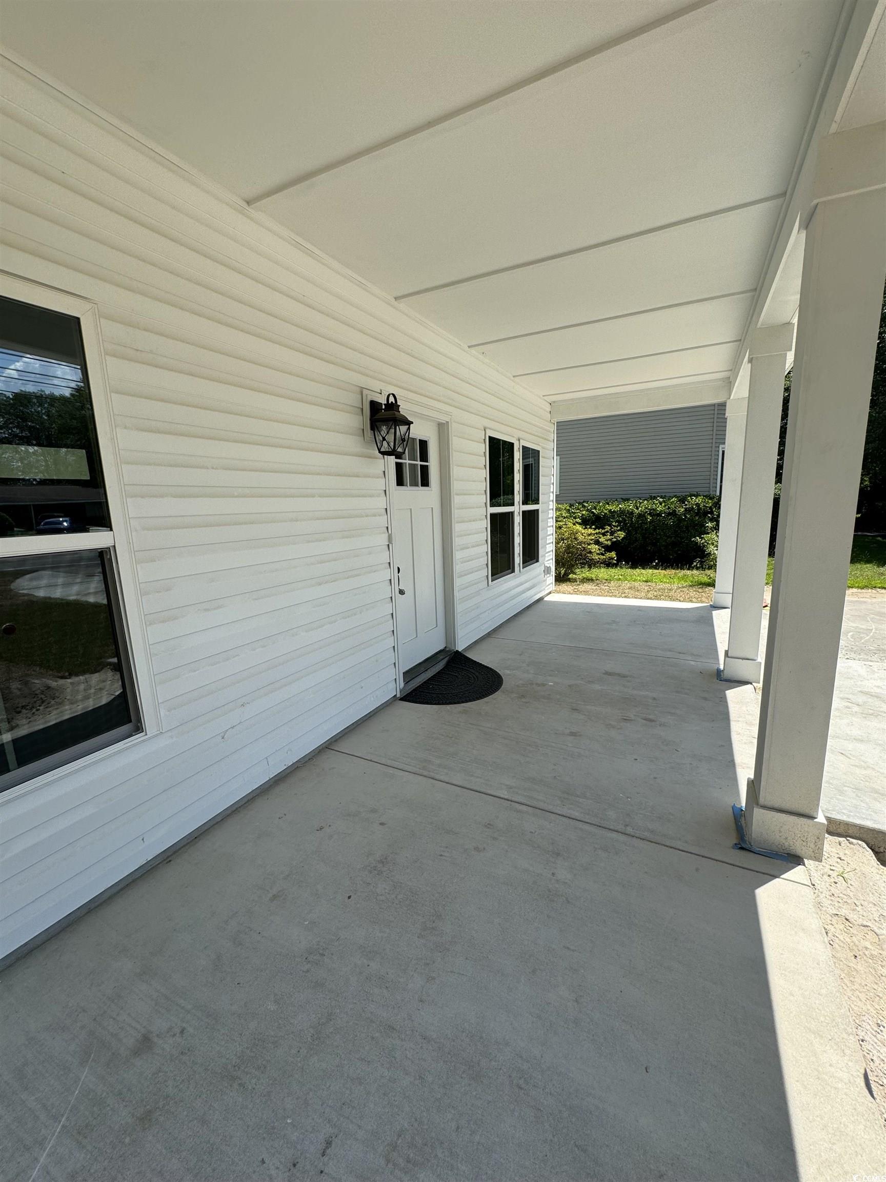 908 Merriman Rd. Property Photo 3