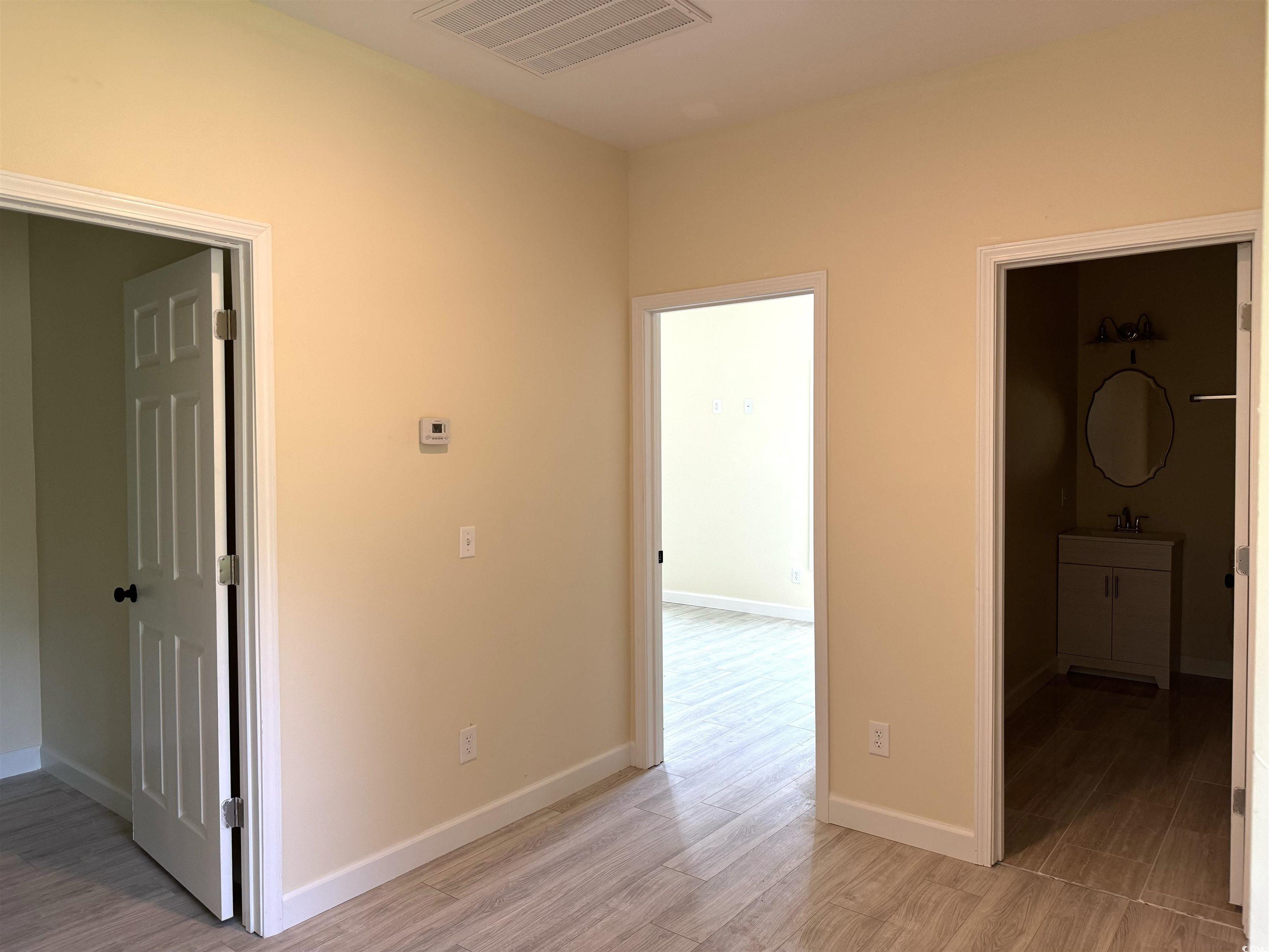908 Merriman Rd. Property Photo 12