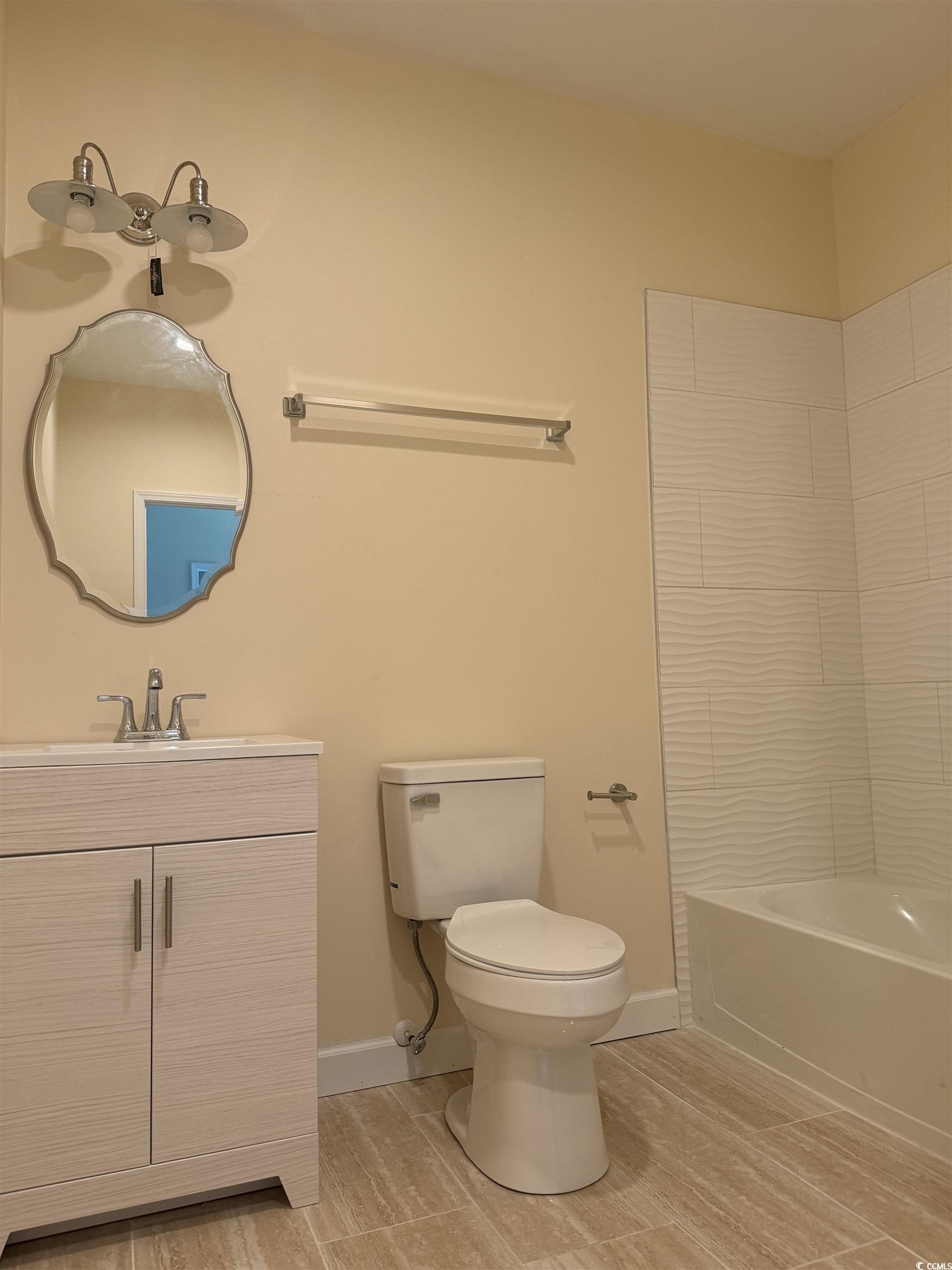 908 Merriman Rd. Property Photo 14