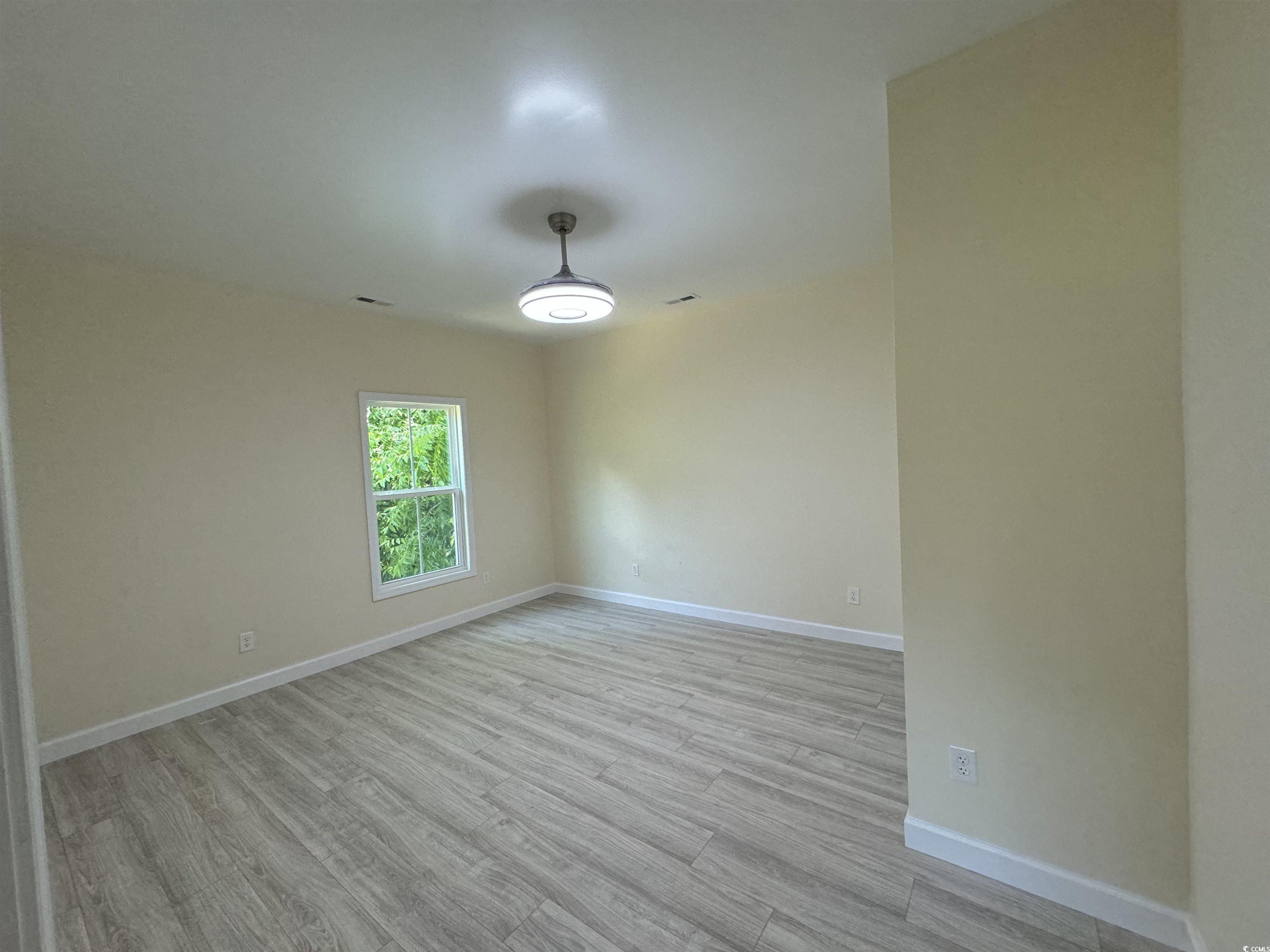 908 Merriman Rd. Property Photo 16
