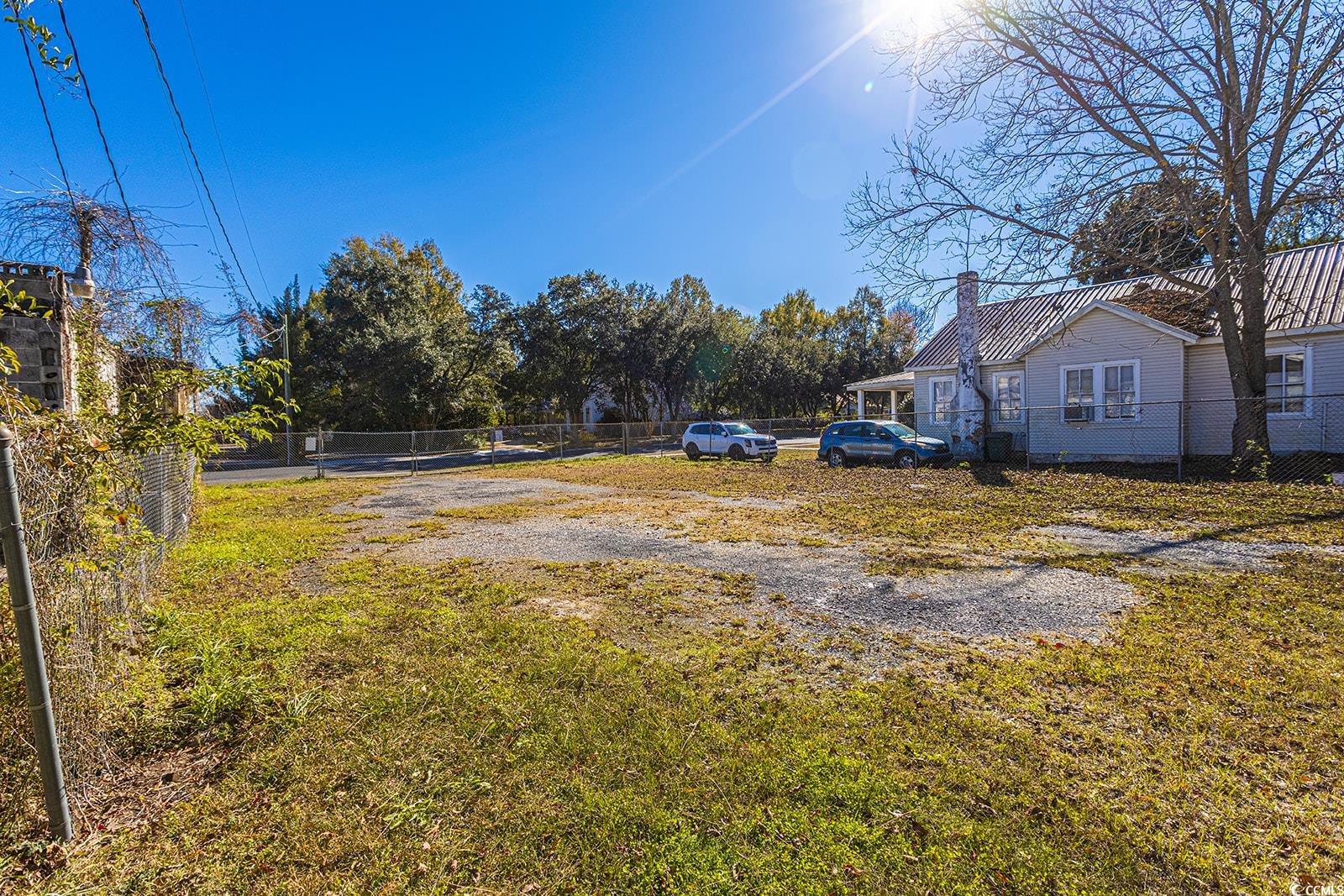 24 E Main St. Property Photo 16