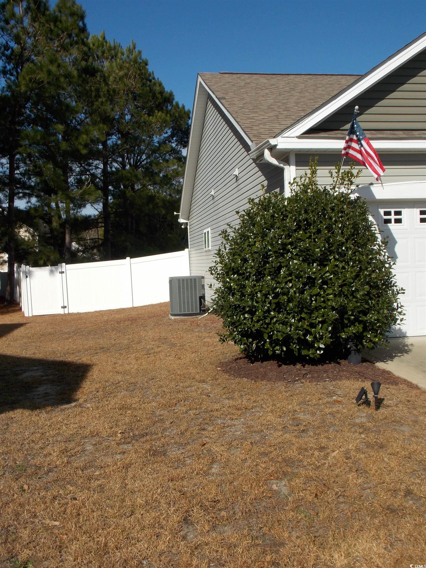 741 Londonberry Ct. Property Photo 16