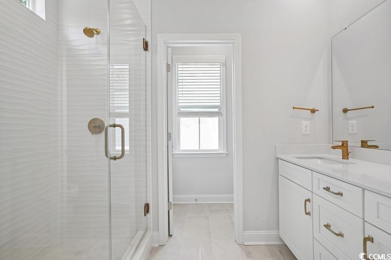 2404 Hillbourne Loop Property Photo 10