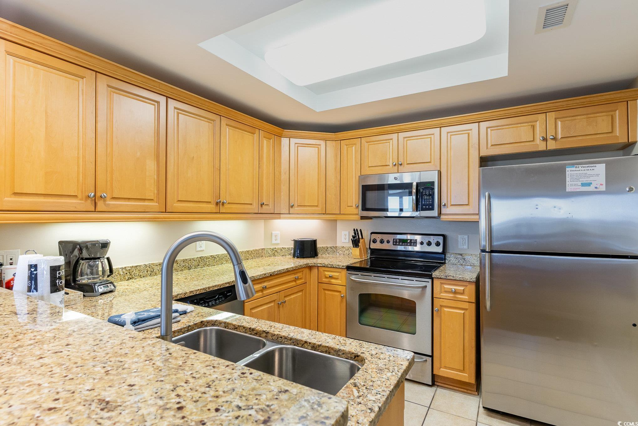 9994 Beach Club Dr. Property Photo 14