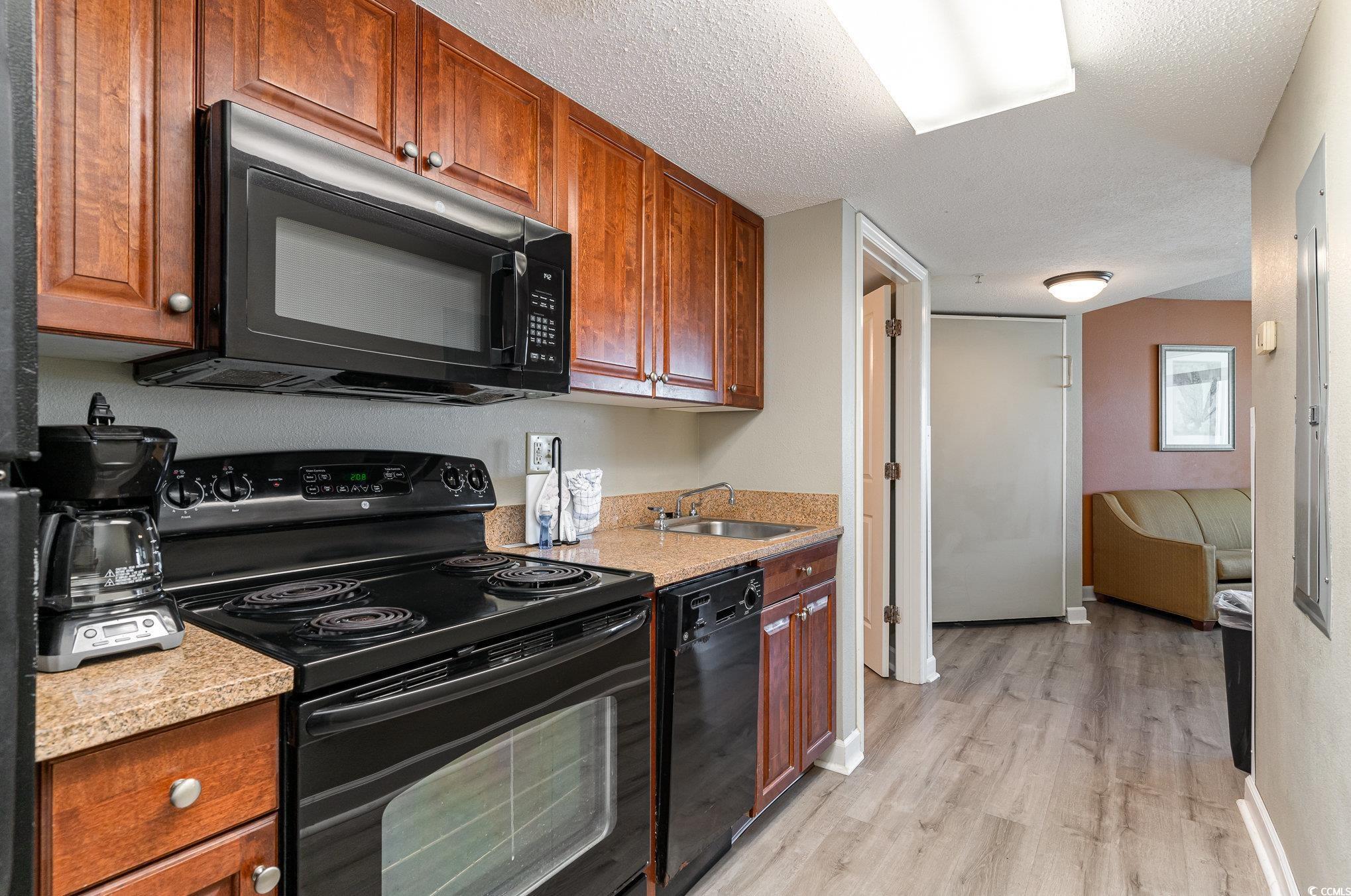 5200 N Ocean Blvd. Property Photo 11