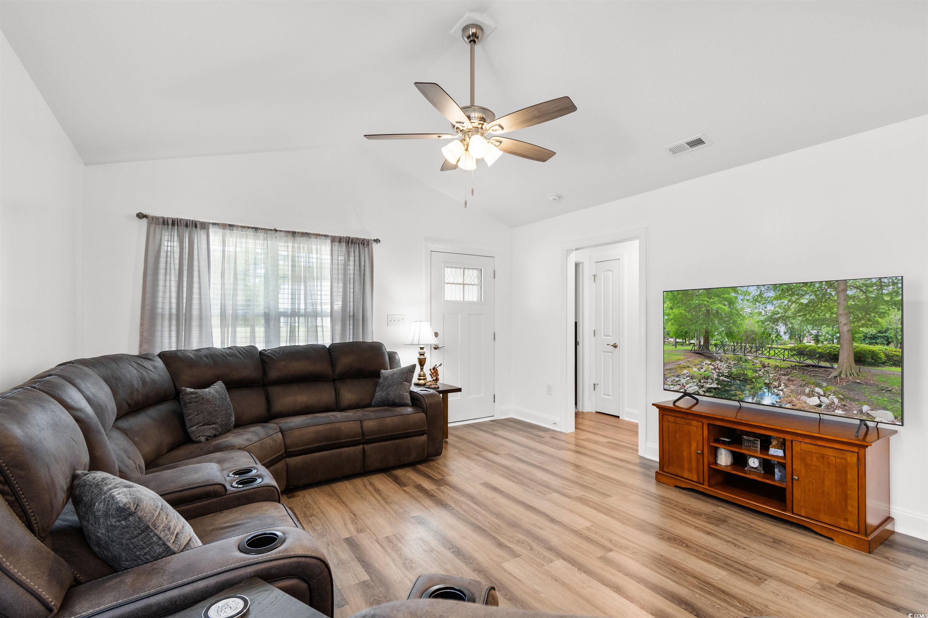 612 Pine Oaks Farm Rd. Property Photo 14