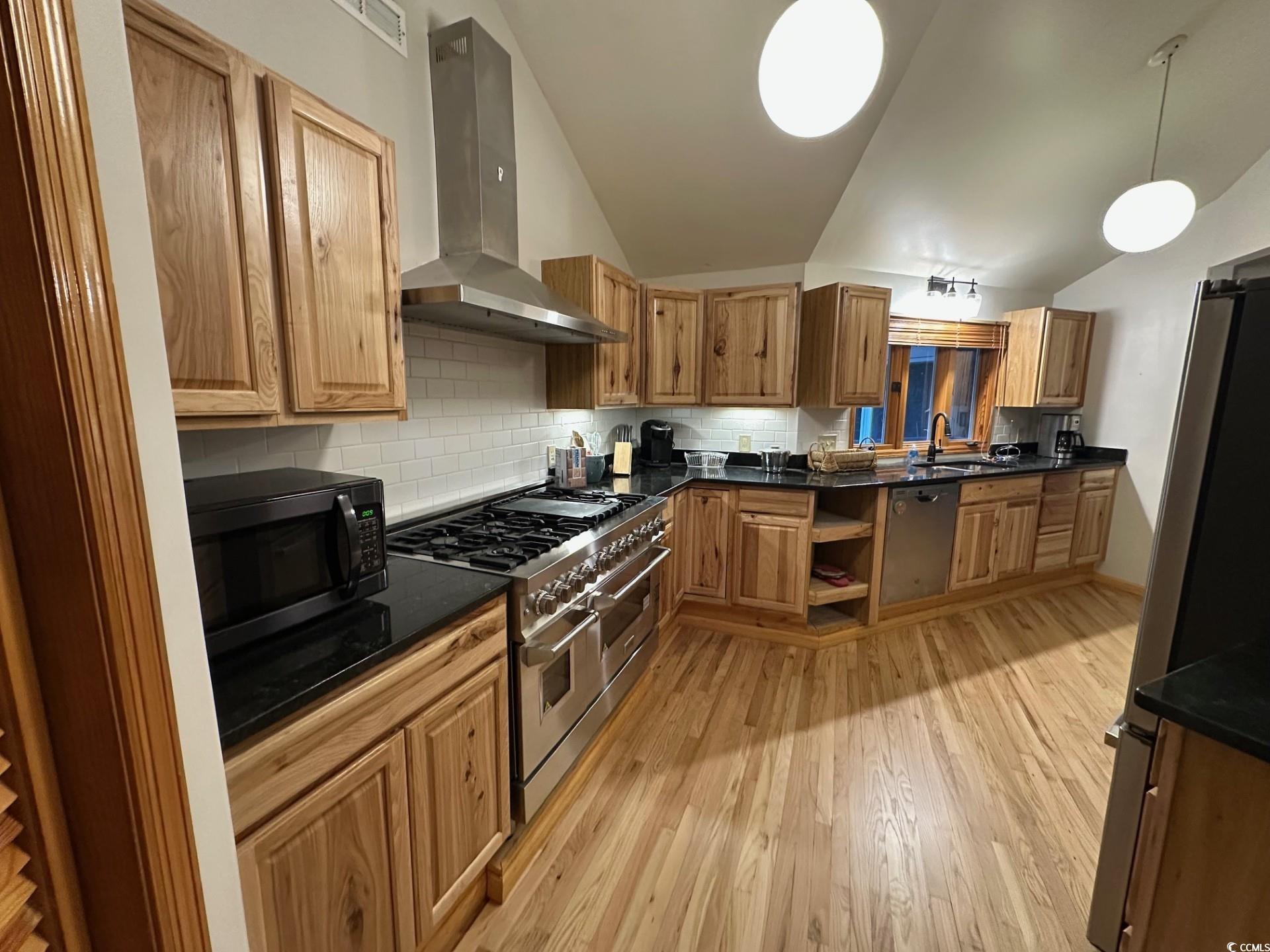 187 Alston Rd. Property Photo 20