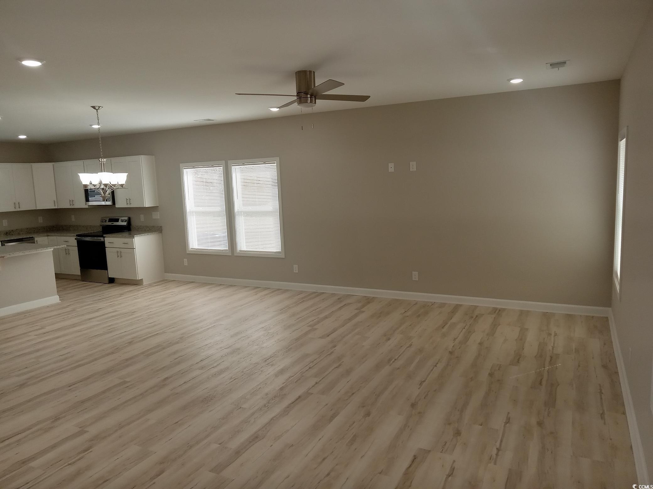 941 Hickman Rd. Property Photo 6