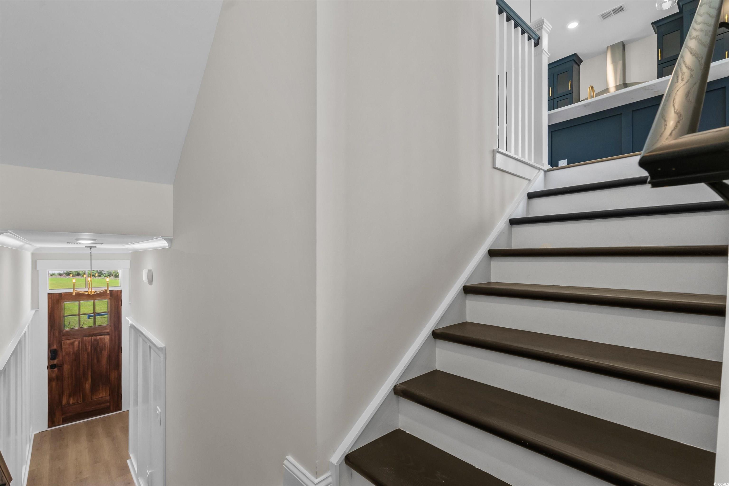 8407 Flamingo Ct. Property Photo 4