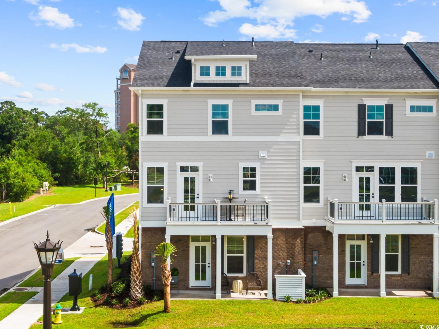 8465 Waltzing Waves Ct. Property Photo 8