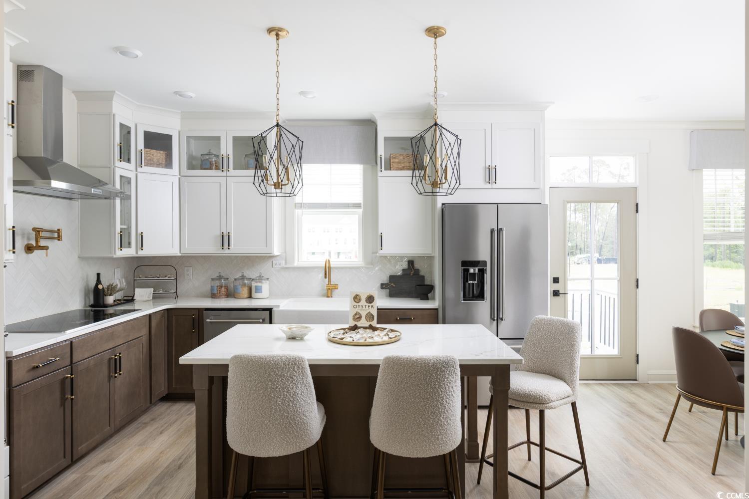 8465 Waltzing Waves Ct. Property Photo 14