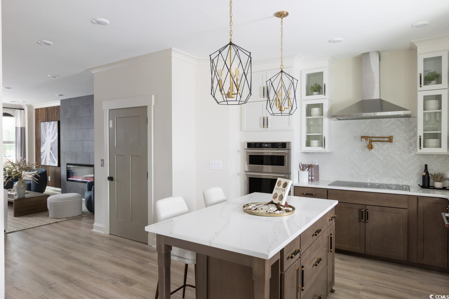 8465 Waltzing Waves Ct. Property Photo 15