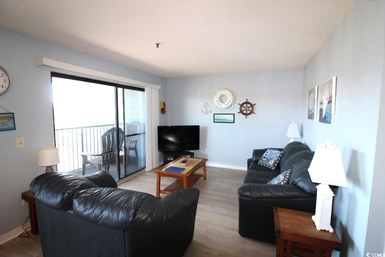 5905 S Kings Highway Property Photo 2