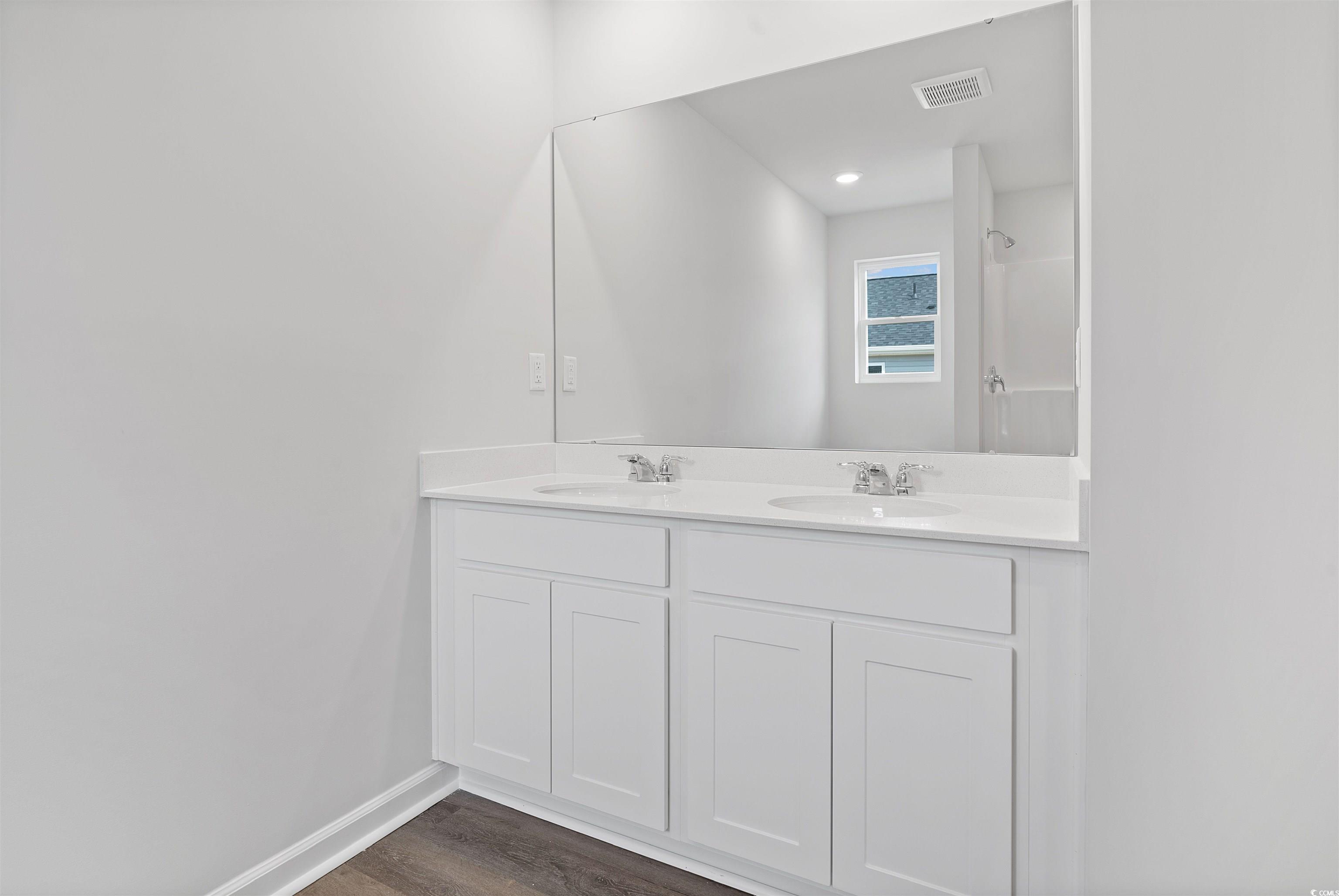 1522 Clubstone Dr. Property Photo 11