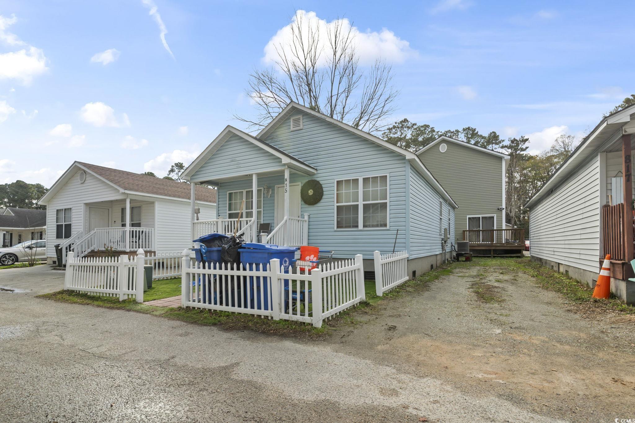 815 Rogers Dr. Property Photo 1