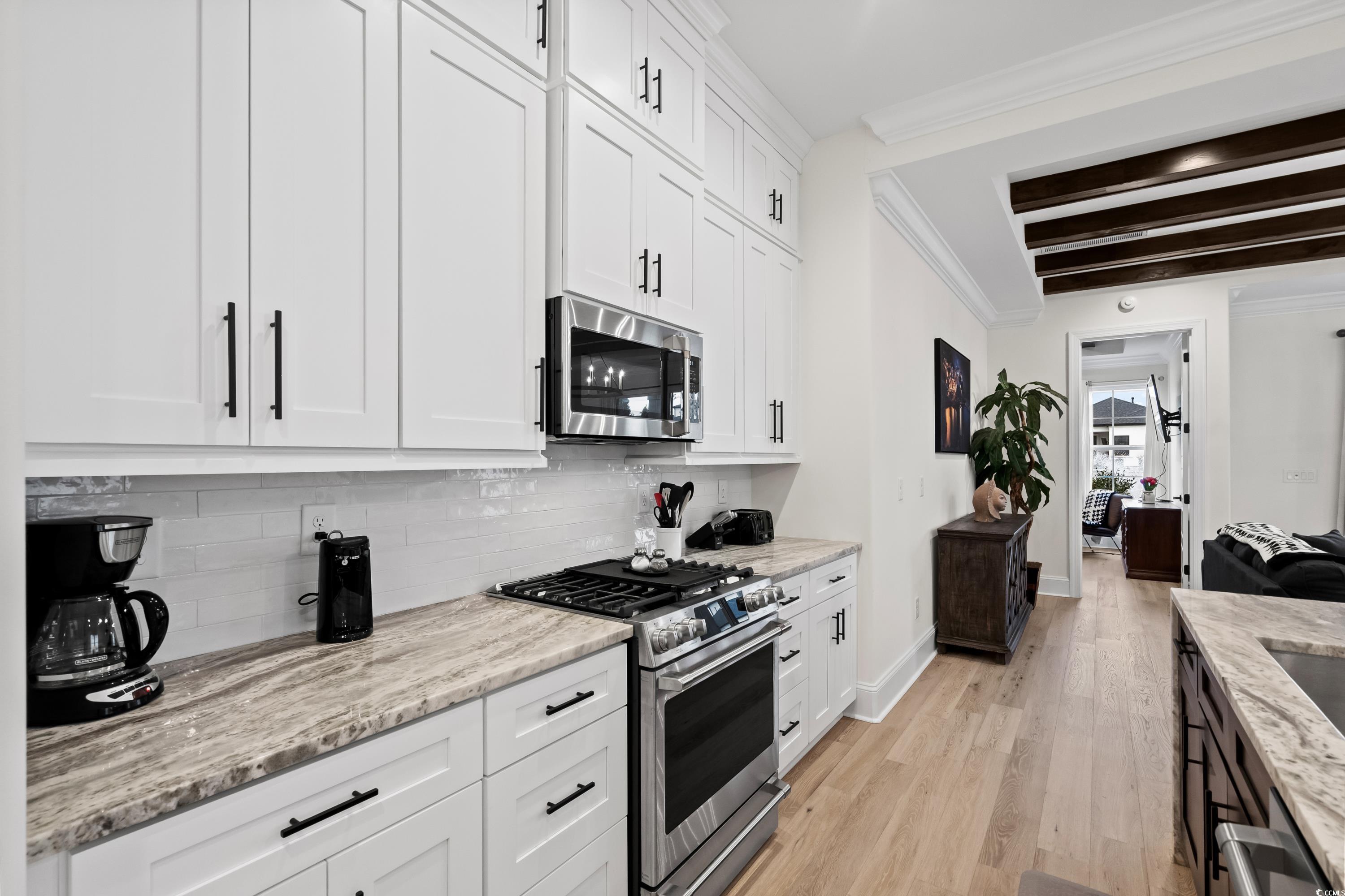 6723 Ocean Breeze Loop Property Photo 17