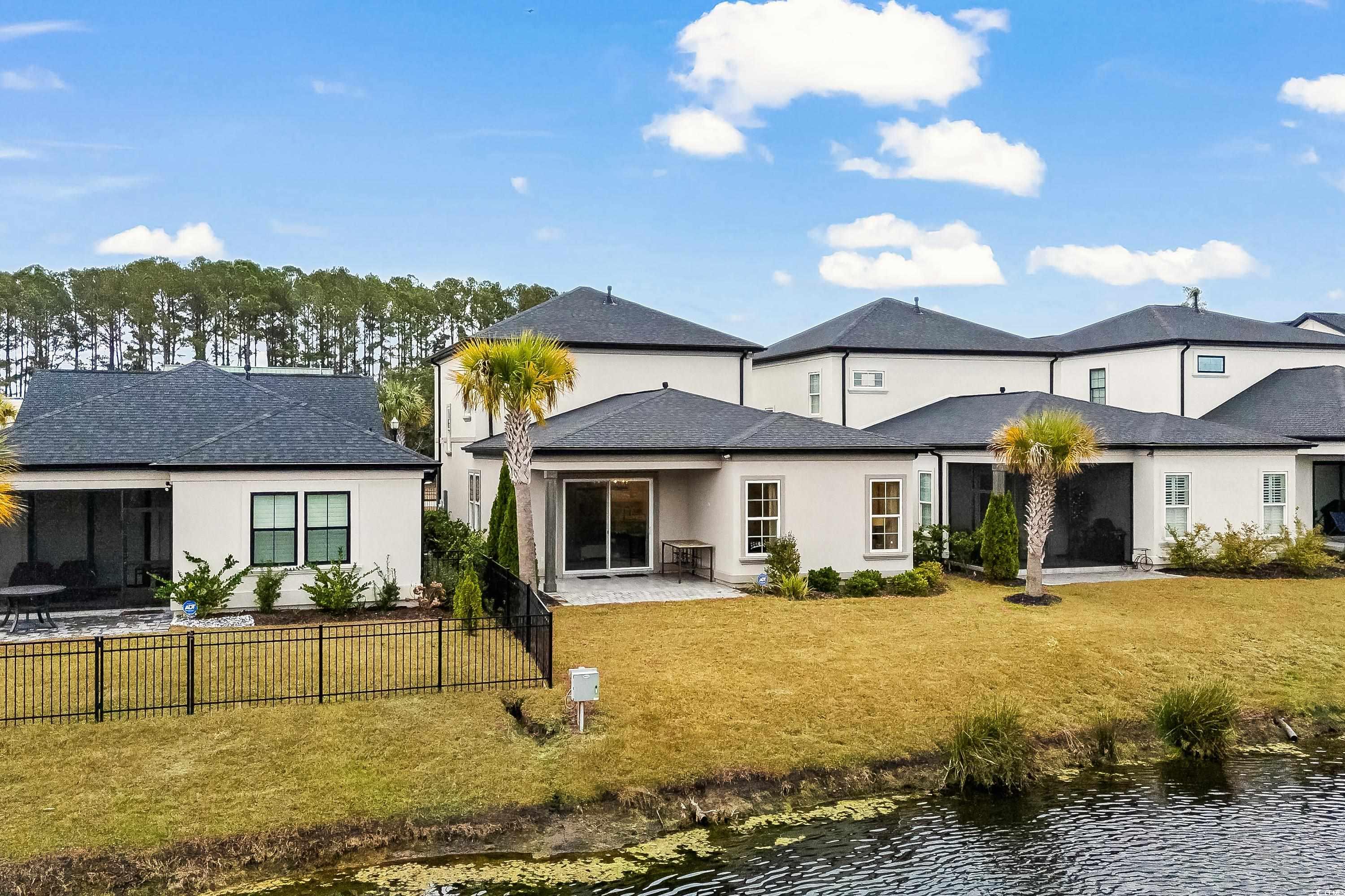 6723 Ocean Breeze Loop Property Photo 23